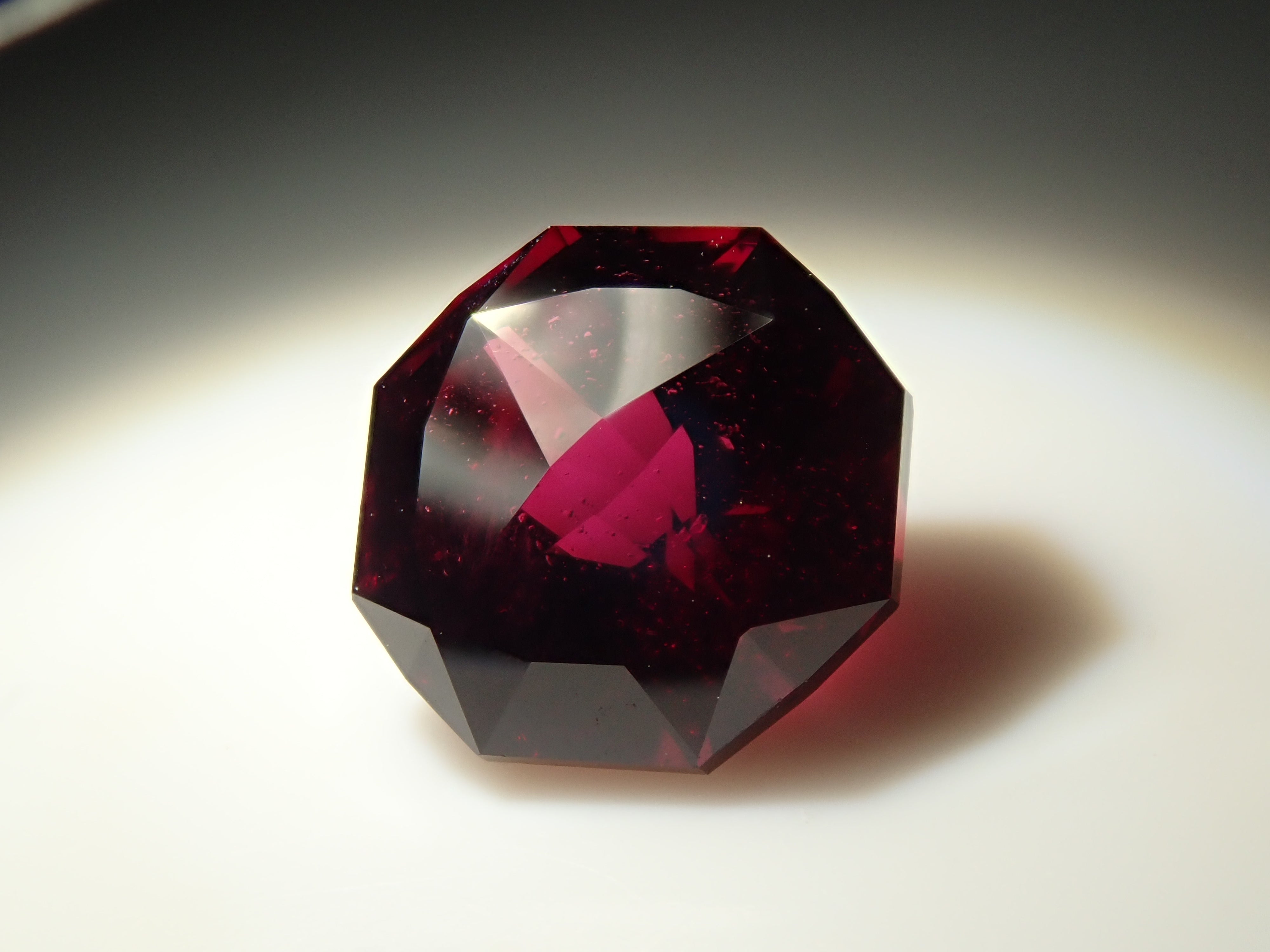 [12560335] 坦尚尼亞鐵鋁榴石 2.169克拉 裸石