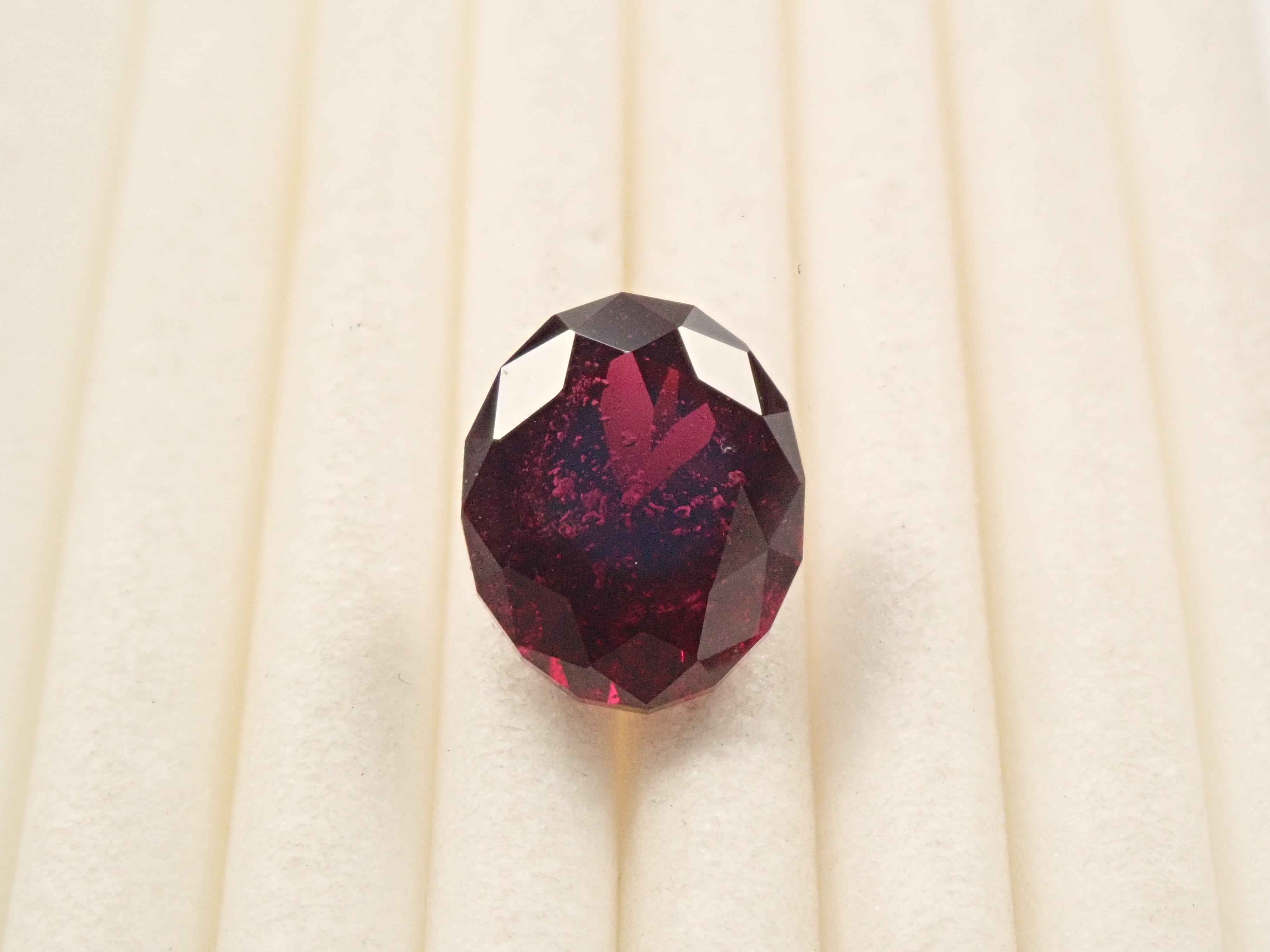[12560338] Tanzanian Almandine Garnet 3.339ct Loose Stone