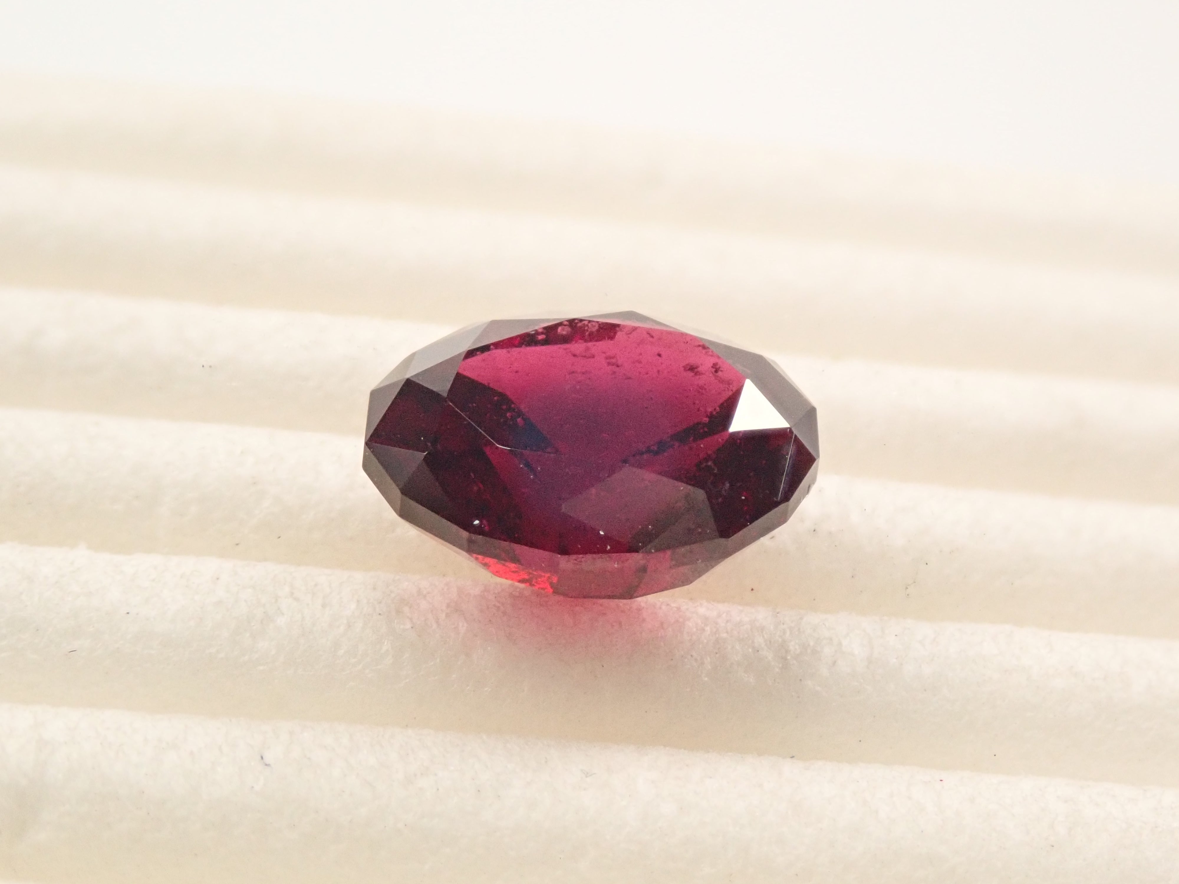 [12560338] Tanzanian Almandine Garnet 3.339ct Loose Stone