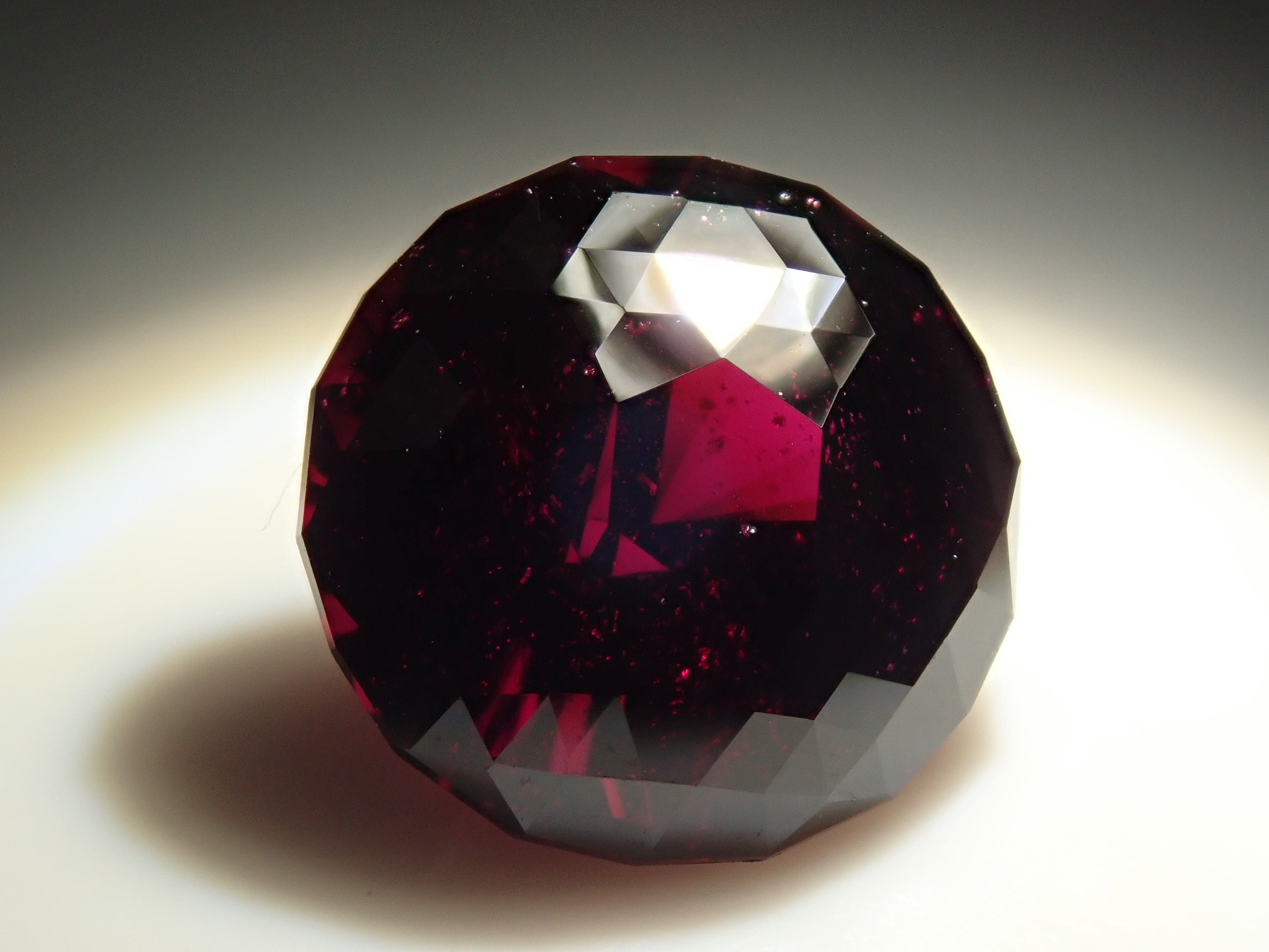 [12560340] 坦尚尼亞鐵鋁榴石裸石 6.196克拉