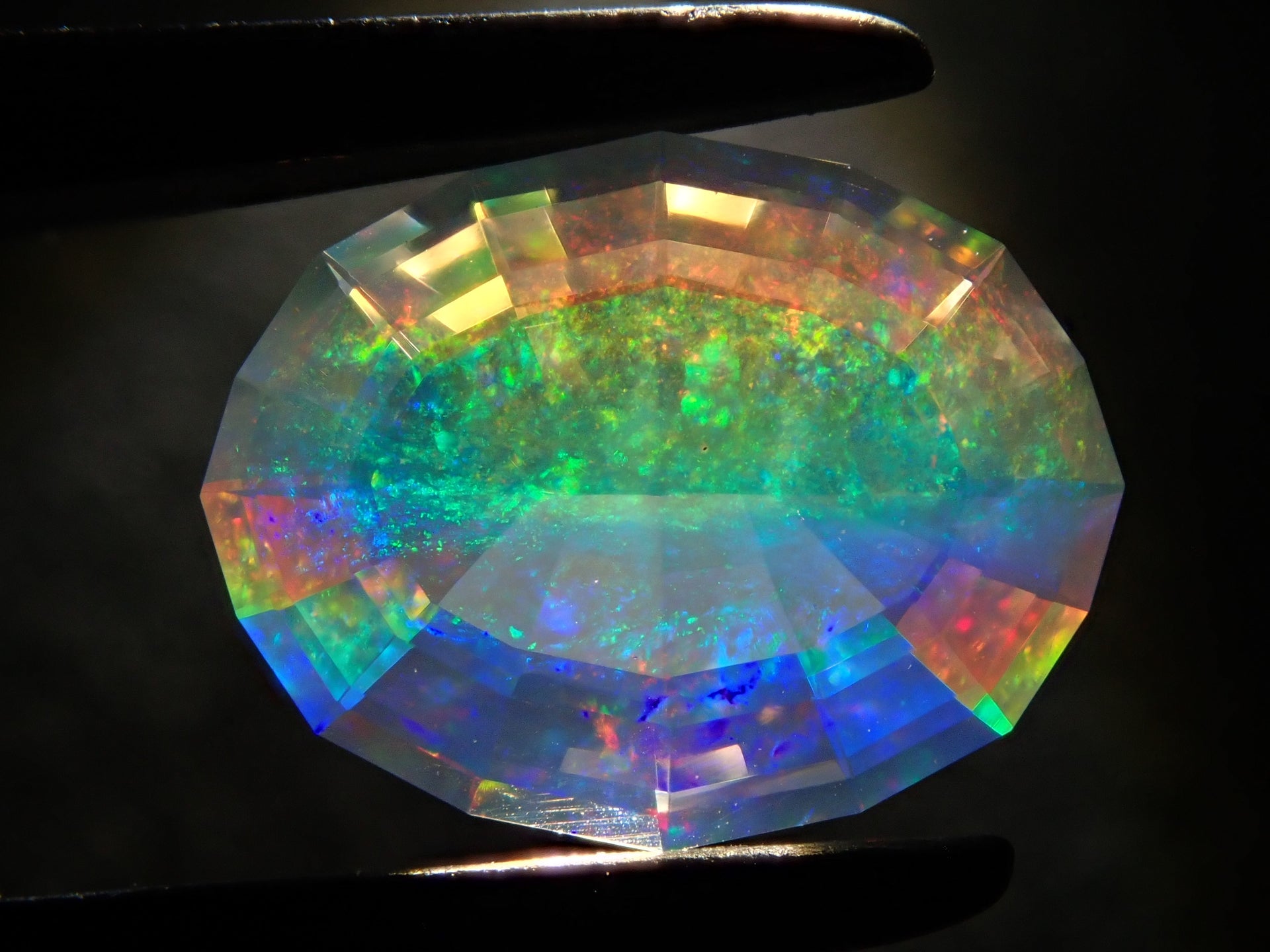 メキシコ産オパール 1.199ctルース（コントラルスオパール） 