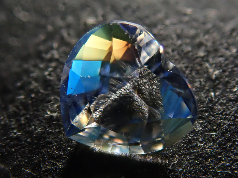 スリランカ産レインボームーンストーン6.5ct-