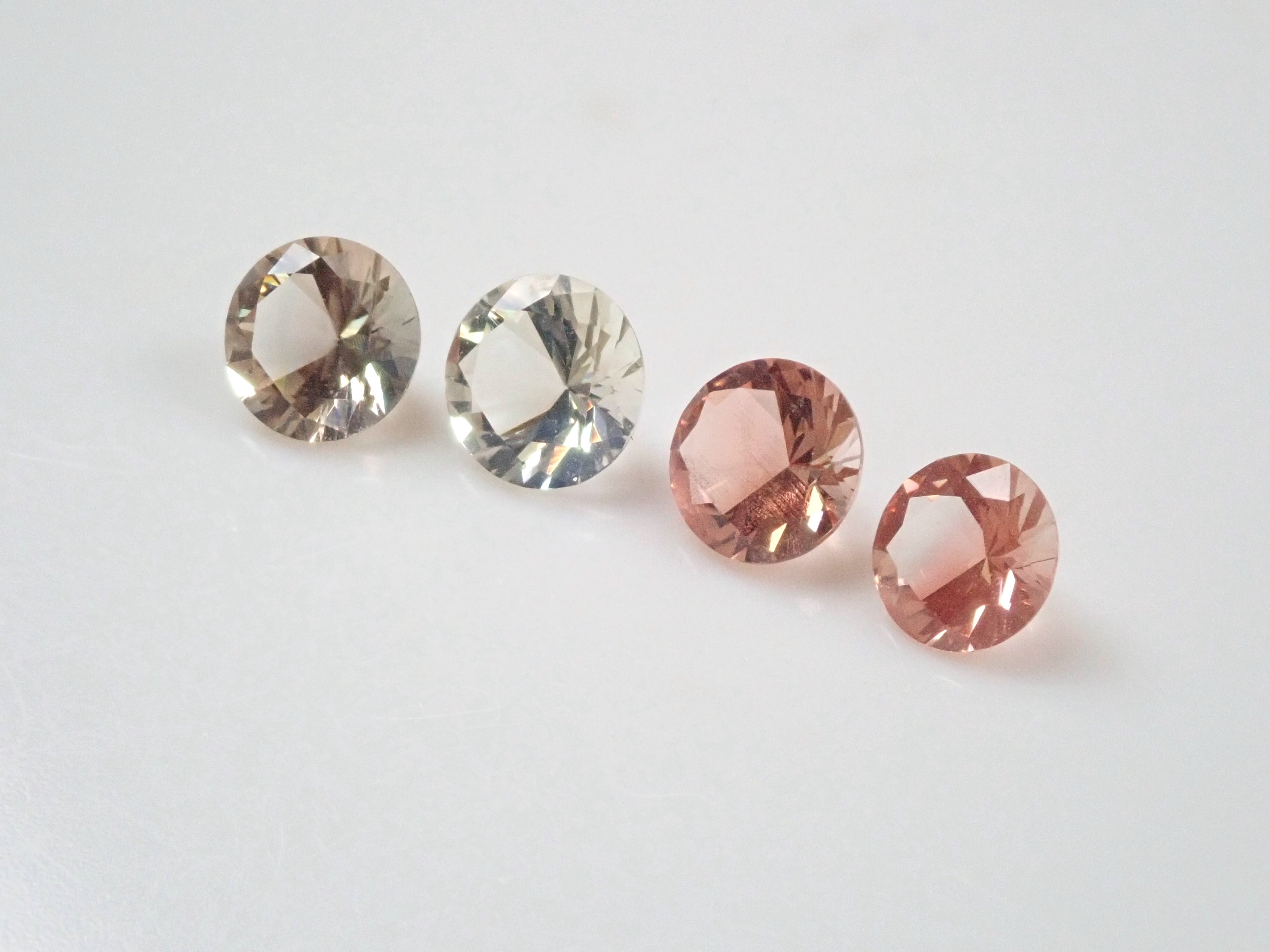 《Limited 4 stones》Oregon sunstone cut by KEN &amp; 2 rough stones set by KEN for polishing💎 (4.3-5.0mm, average 2.5ct)《Multiple purchase discount available》