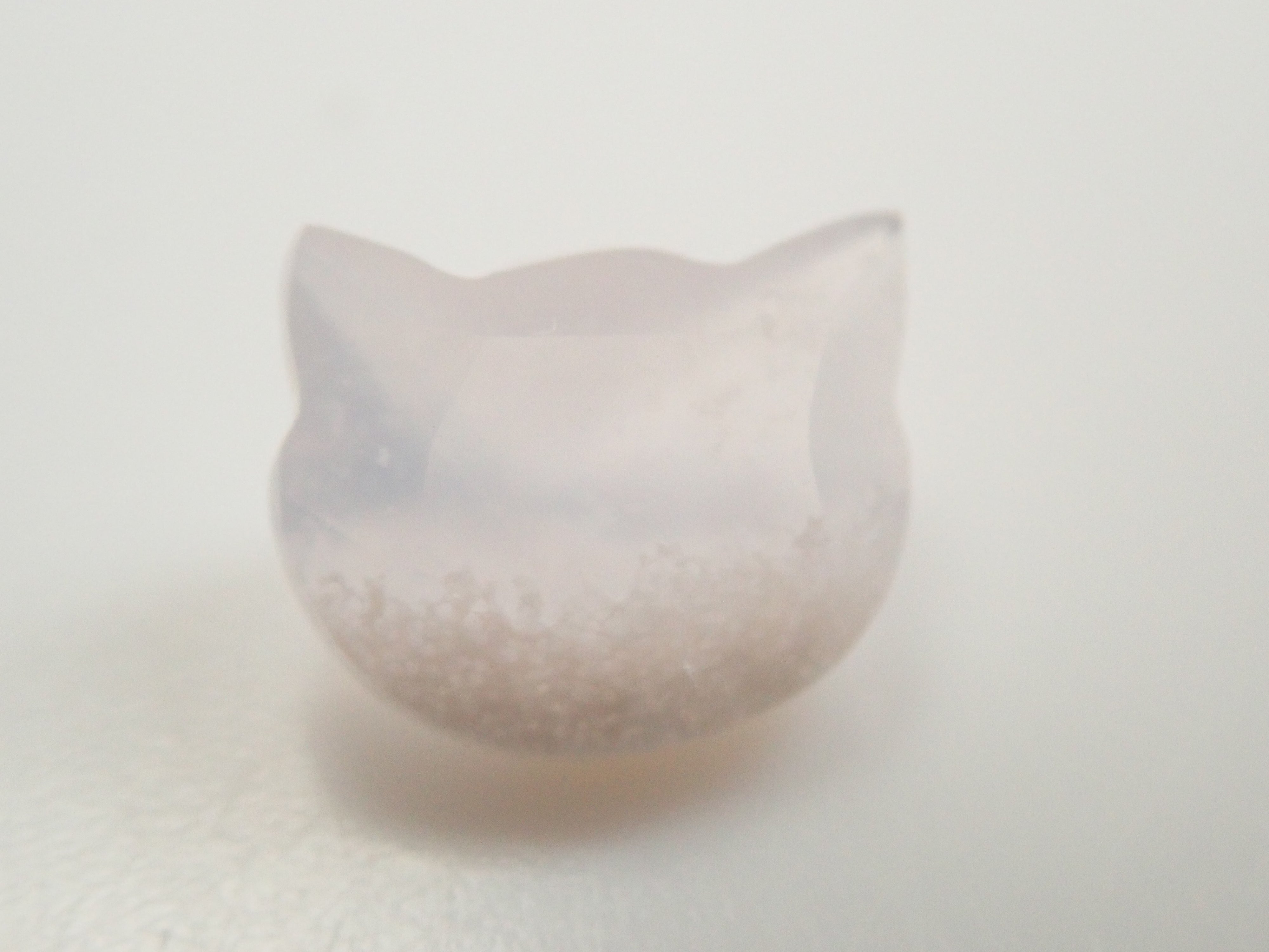 【11/14 22時販売】【猫カット】ブラジル産ホワイトカルセドニー 0.707ctルース