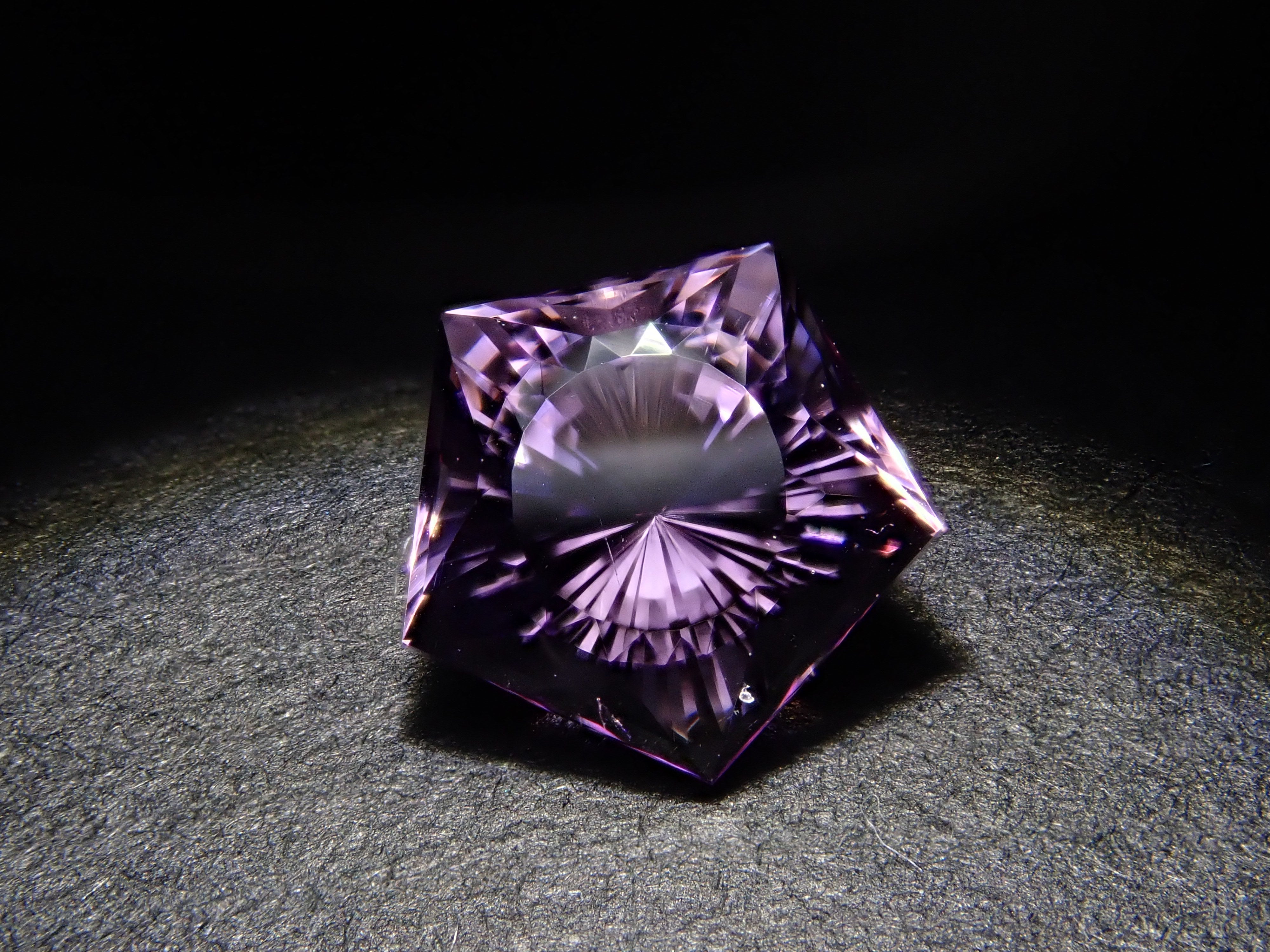 【11/14 22時販売】ブラジル産ローズアメジスト 0.793ctルース