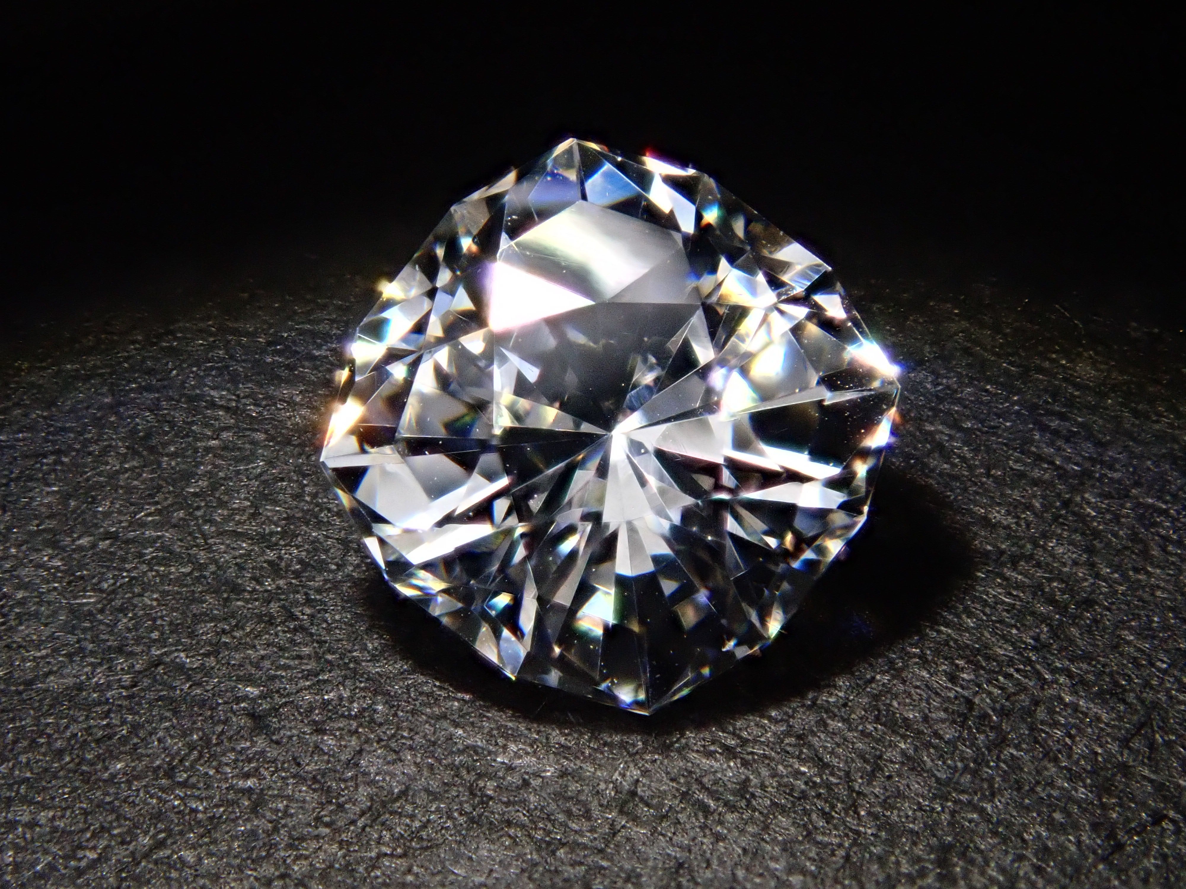 【12/25 22時販売】GGG（ガドリウムガリウムガーネット） 1.424ctルース