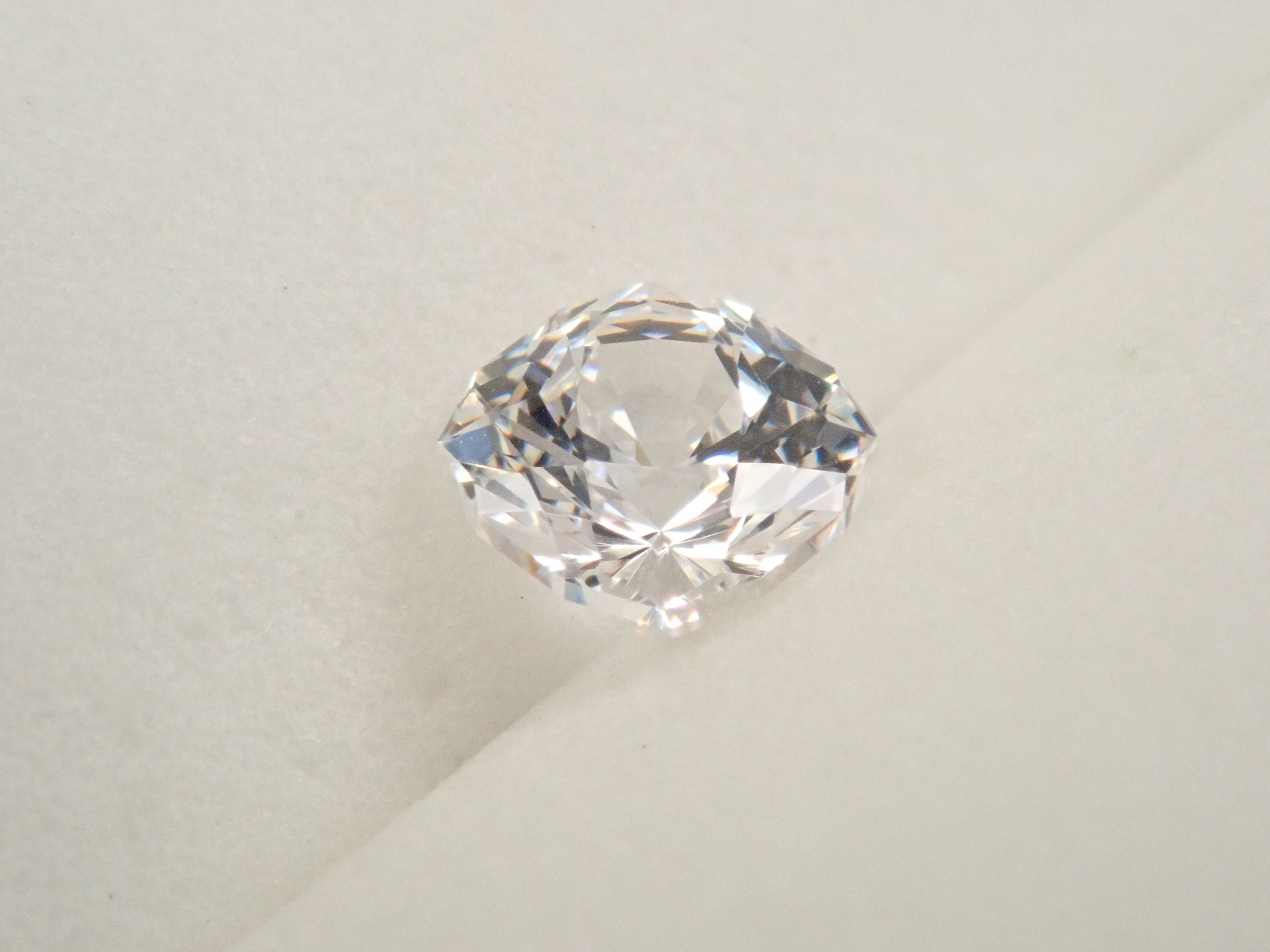 【12/25 22時販売】GGG（ガドリウムガリウムガーネット） 1.424ctルース