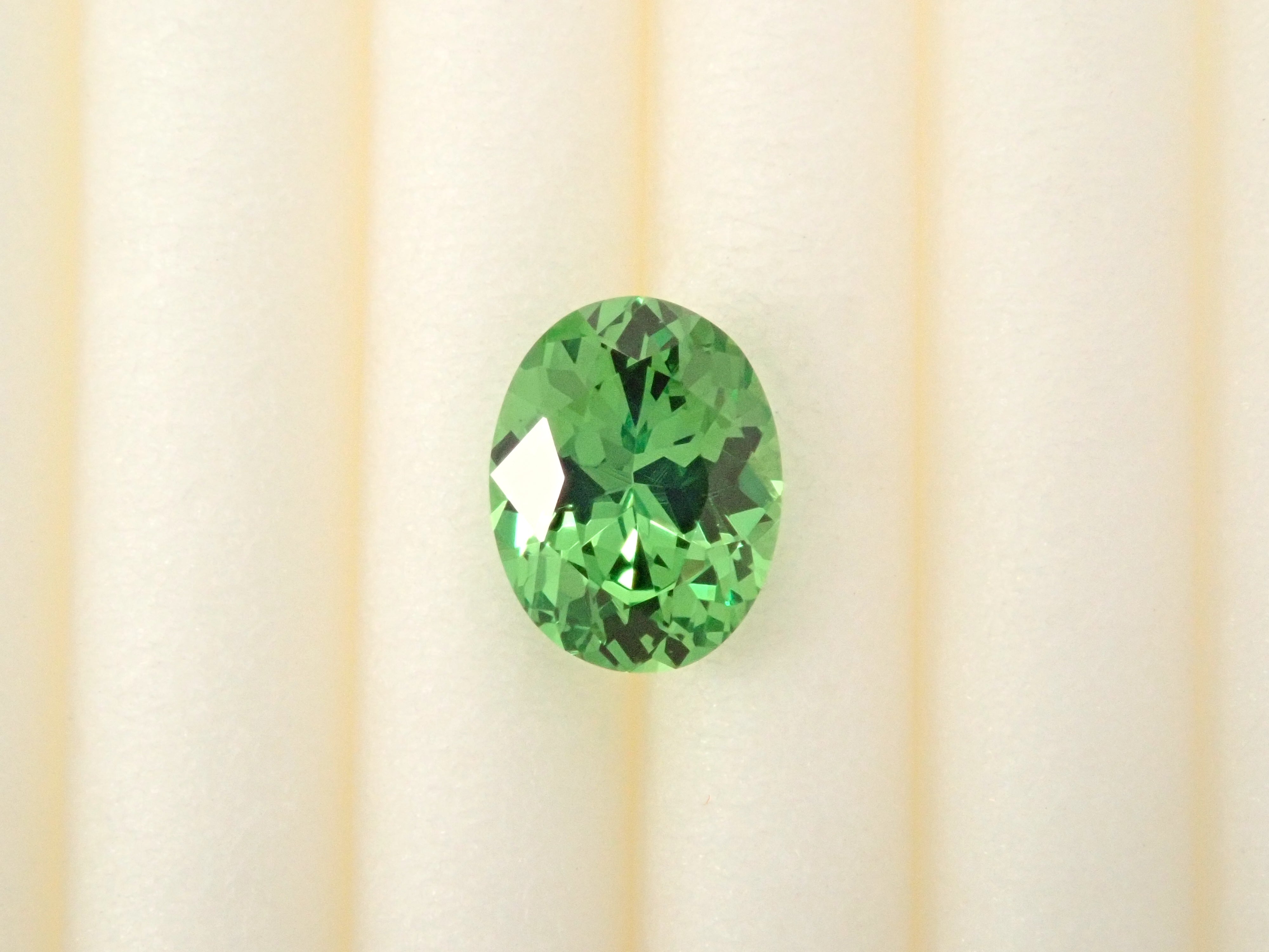 ケニア産ツァボライト 0.411ctルース