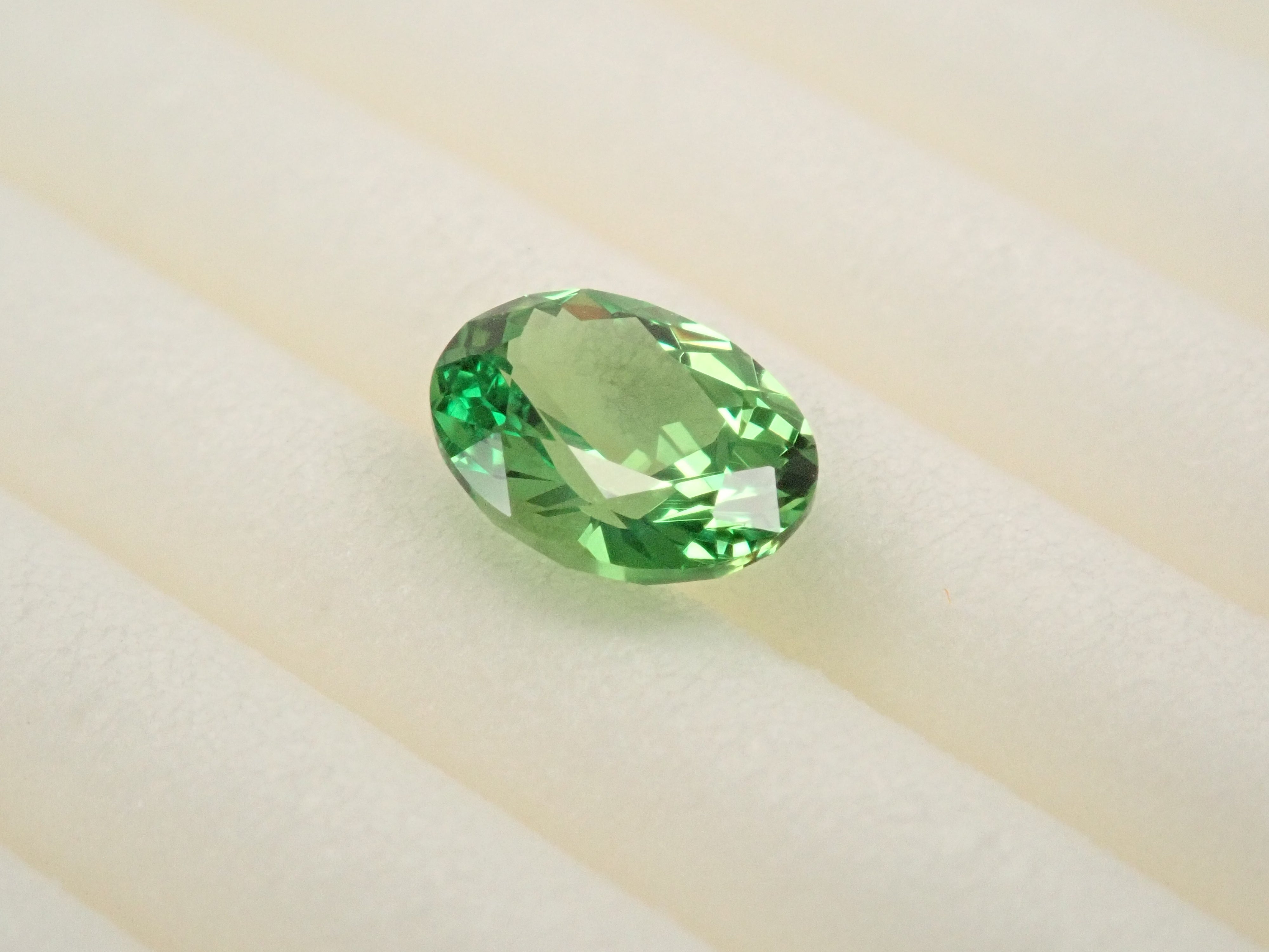 ケニア産ツァボライト 0.411ctルース