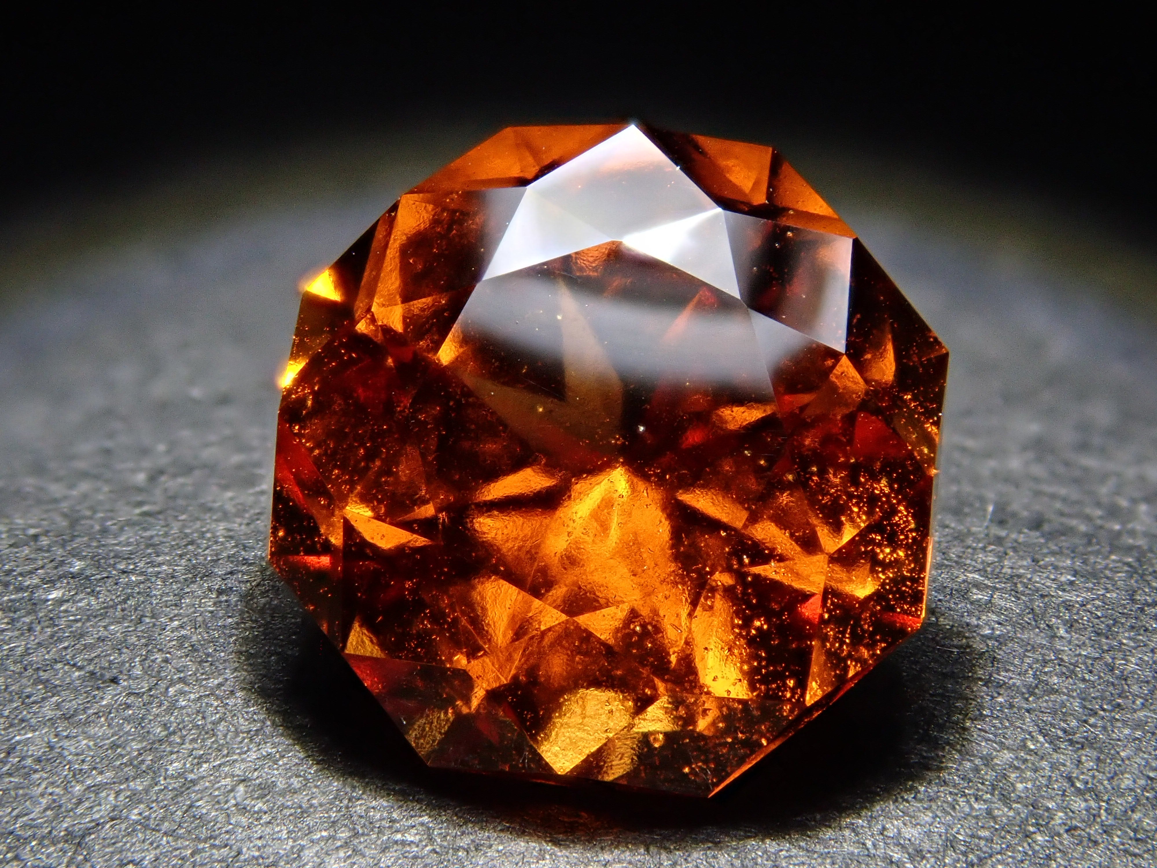 Karatz STORE｜Gemstone specialty mail order site operated by a