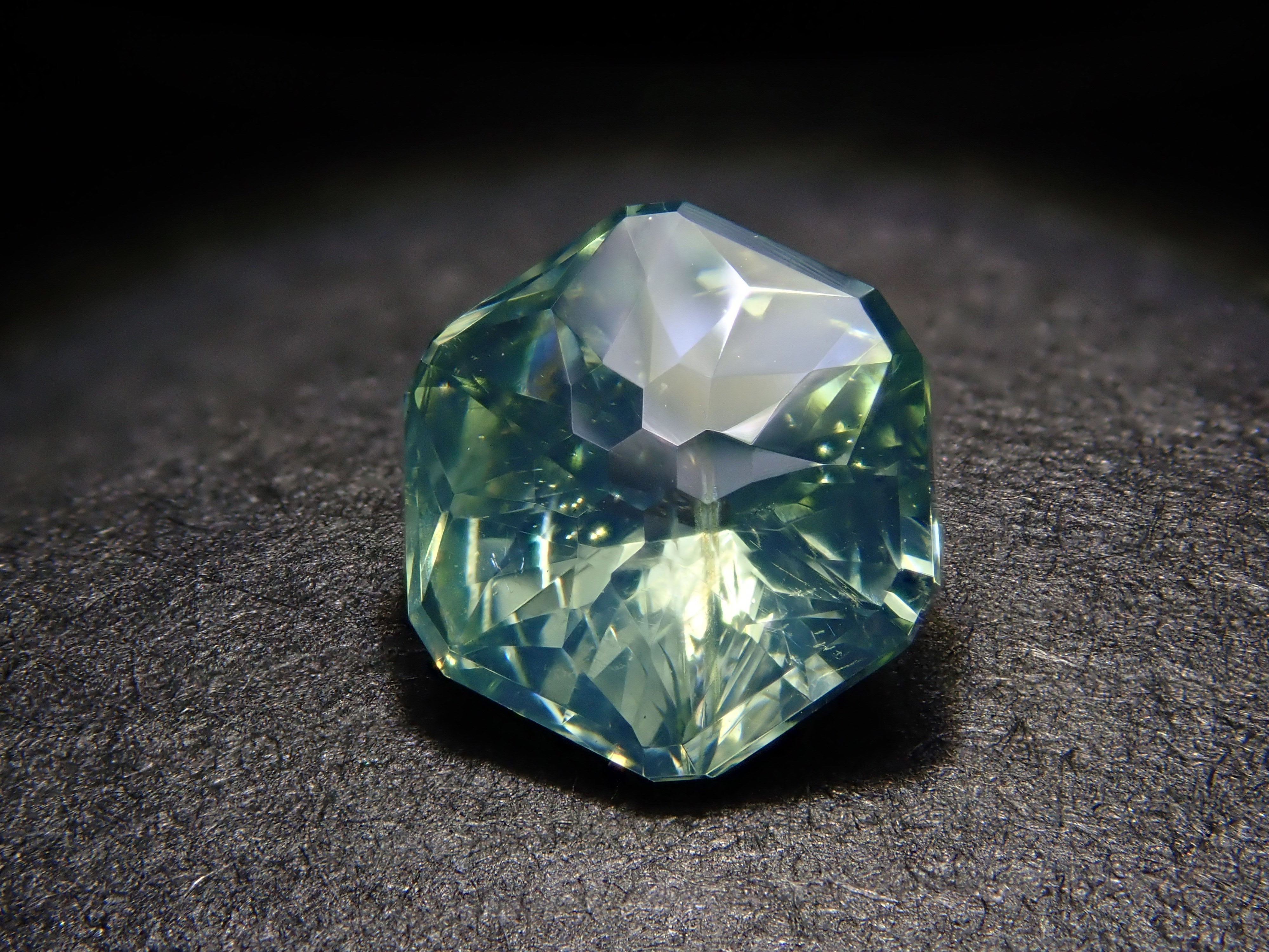 ジルコン - 通販｜宝石鑑定士が運営【カラッツSTORE】