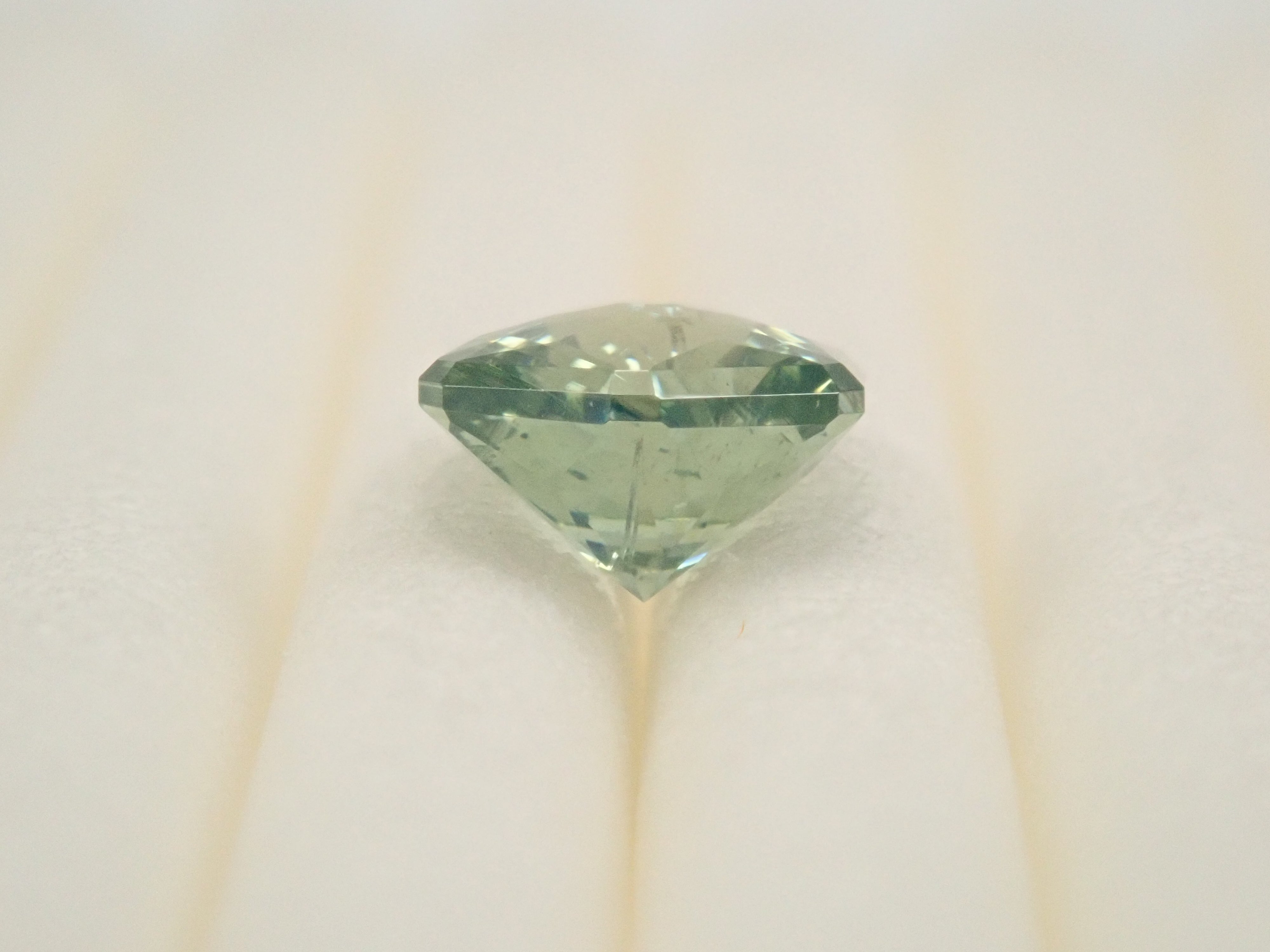 【11/17 22時販売】スリランカ産グリーンジルコン 0.734ctルース