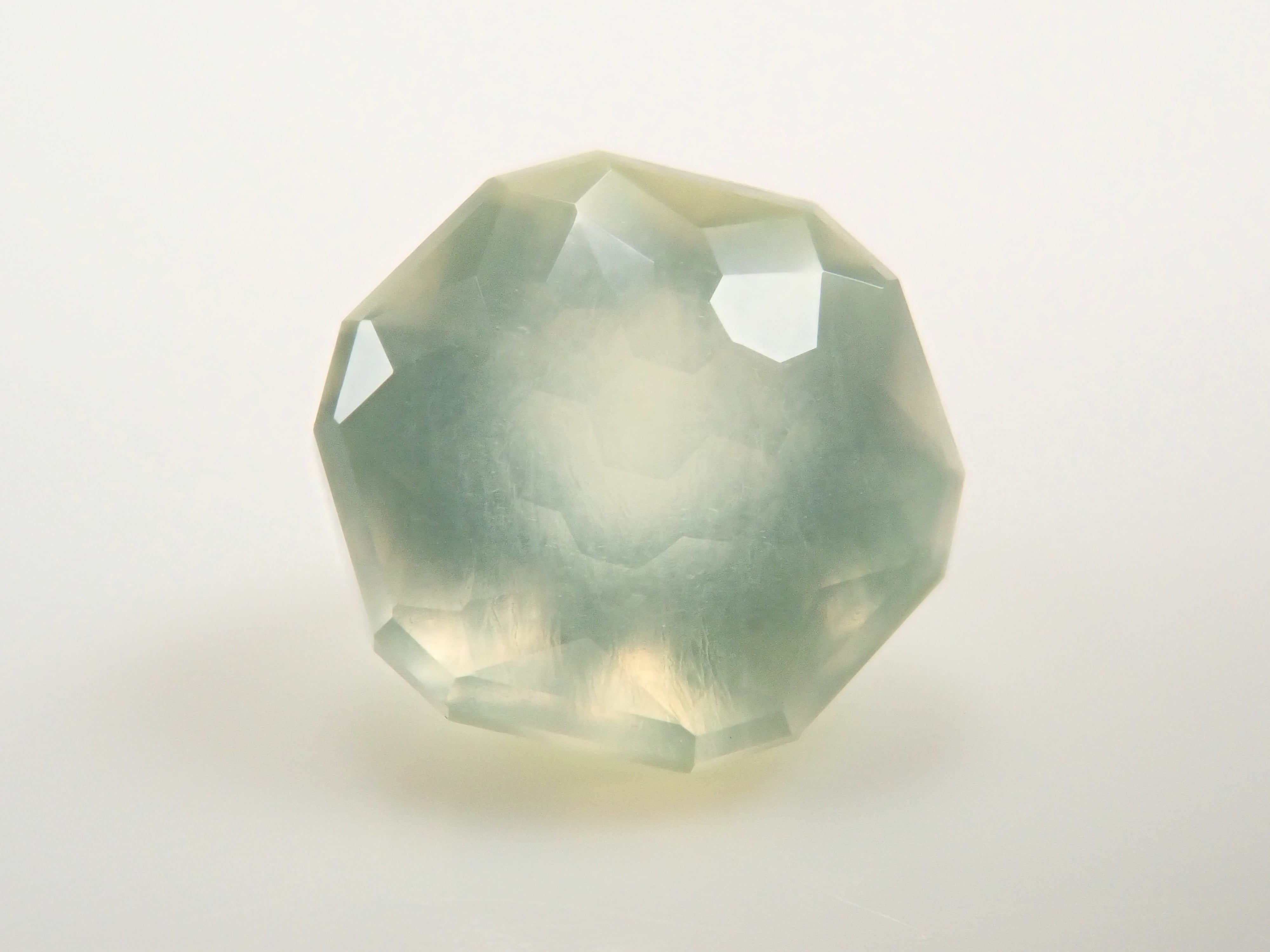 【11/18 22時販売】オーストラリア産プレーナイト 1.705ctルース