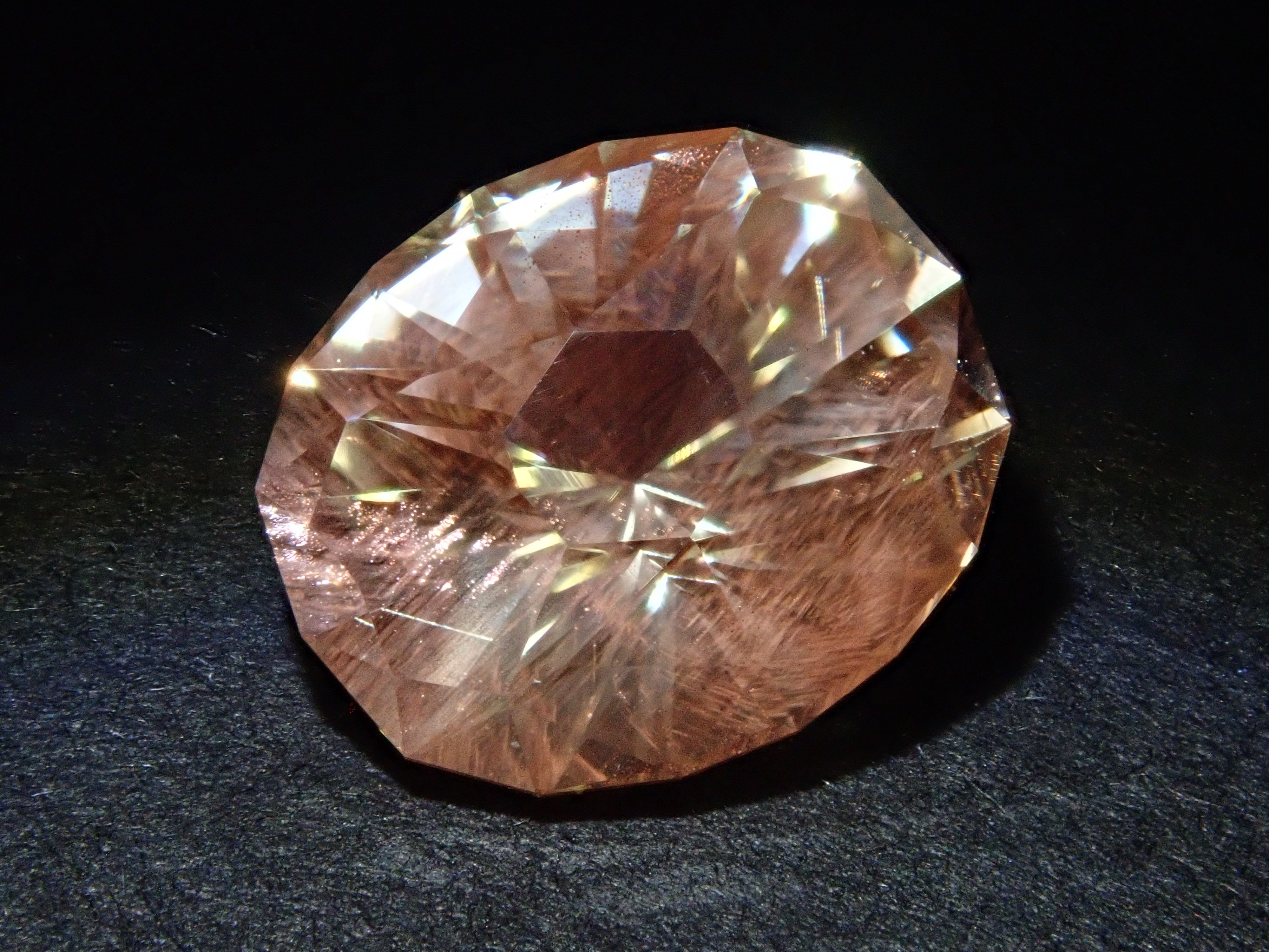 【11/18 22時販売】アメリカ産オレゴンサンストーン 2.594ctルース