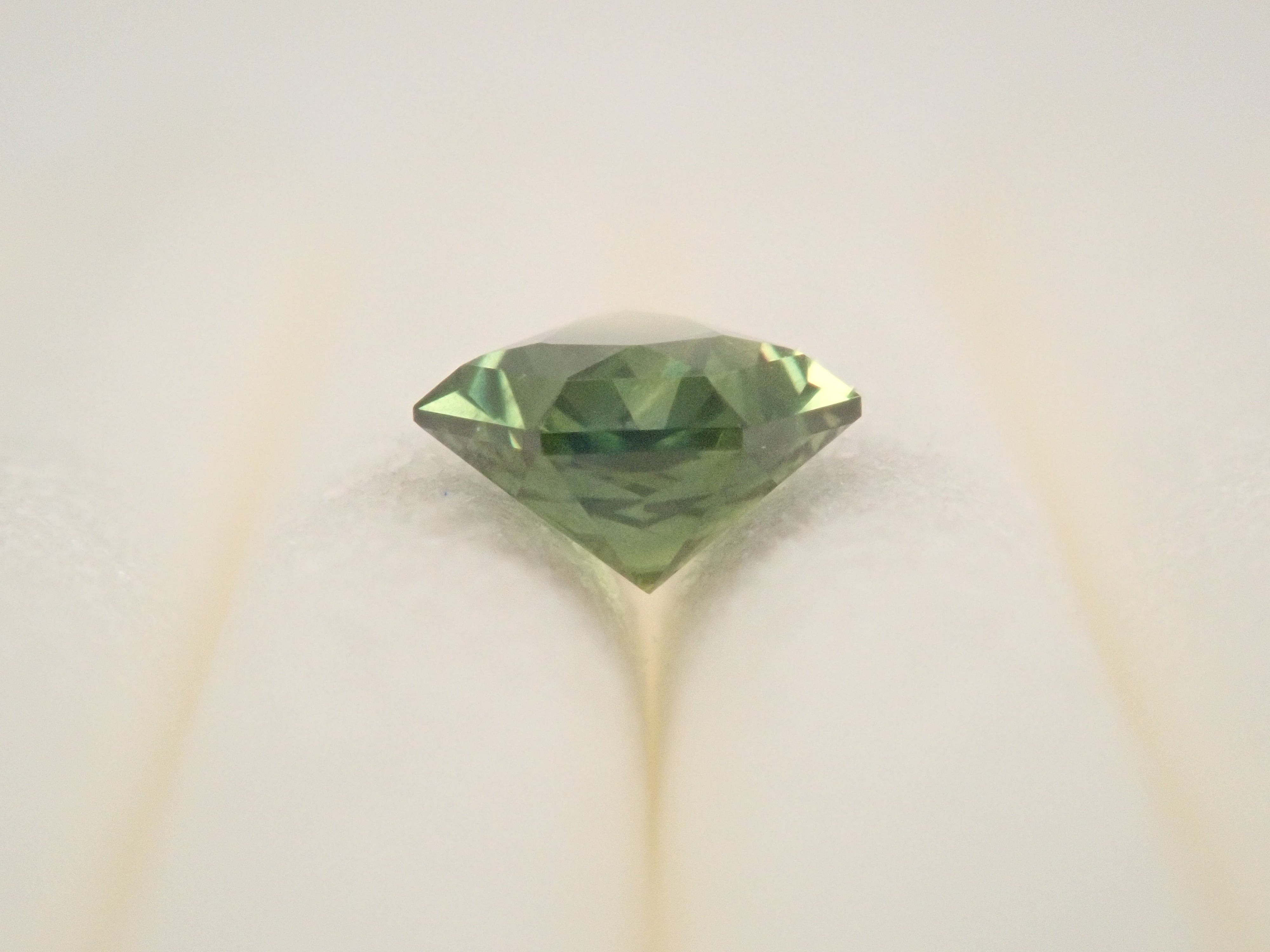 【11/18 22時販売】タンザニア産バイカラーサファイア 0.343ctルース