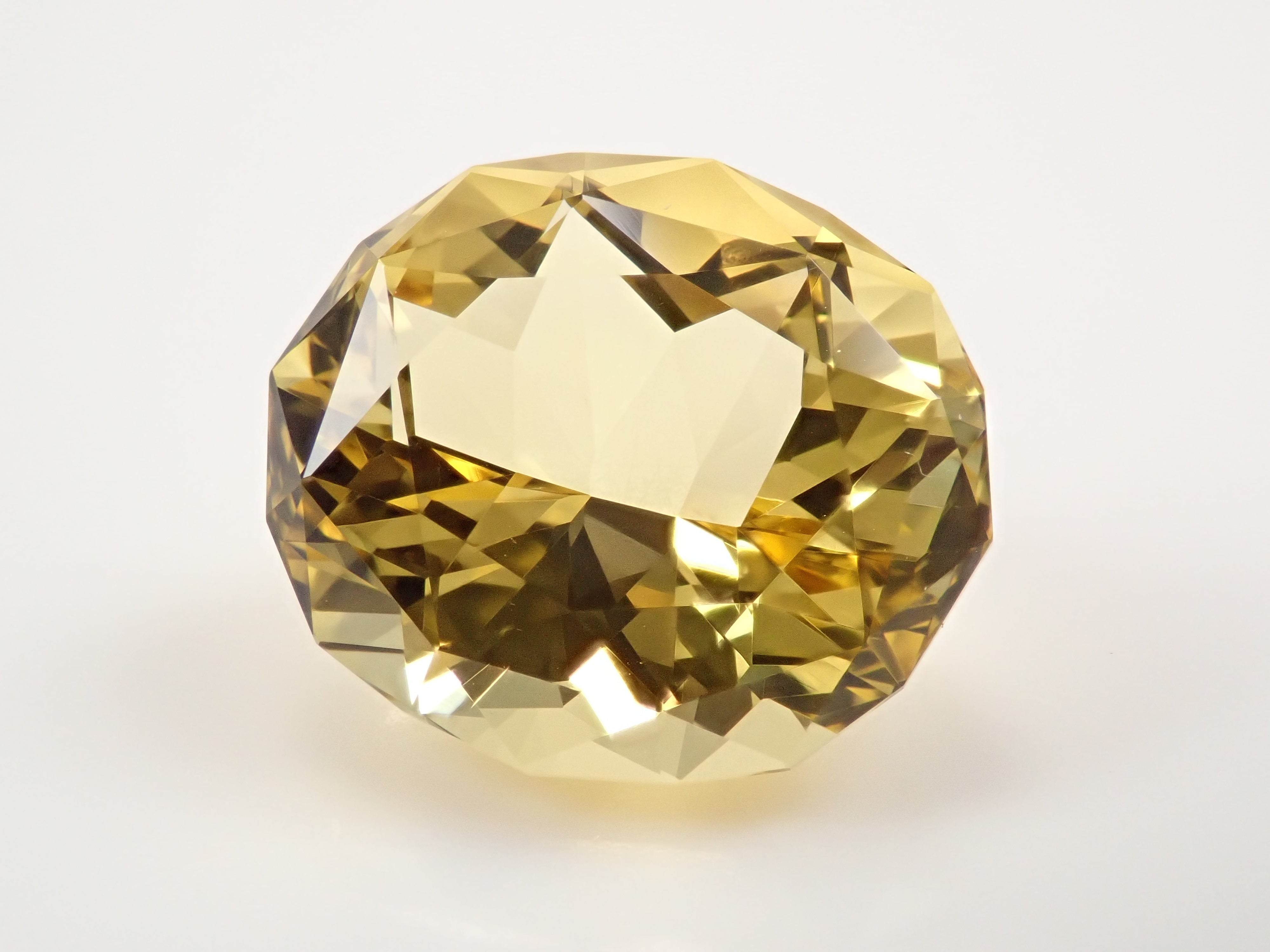 【11/20 22時販売】ブラジル産イエローベリル 9.747ctルース