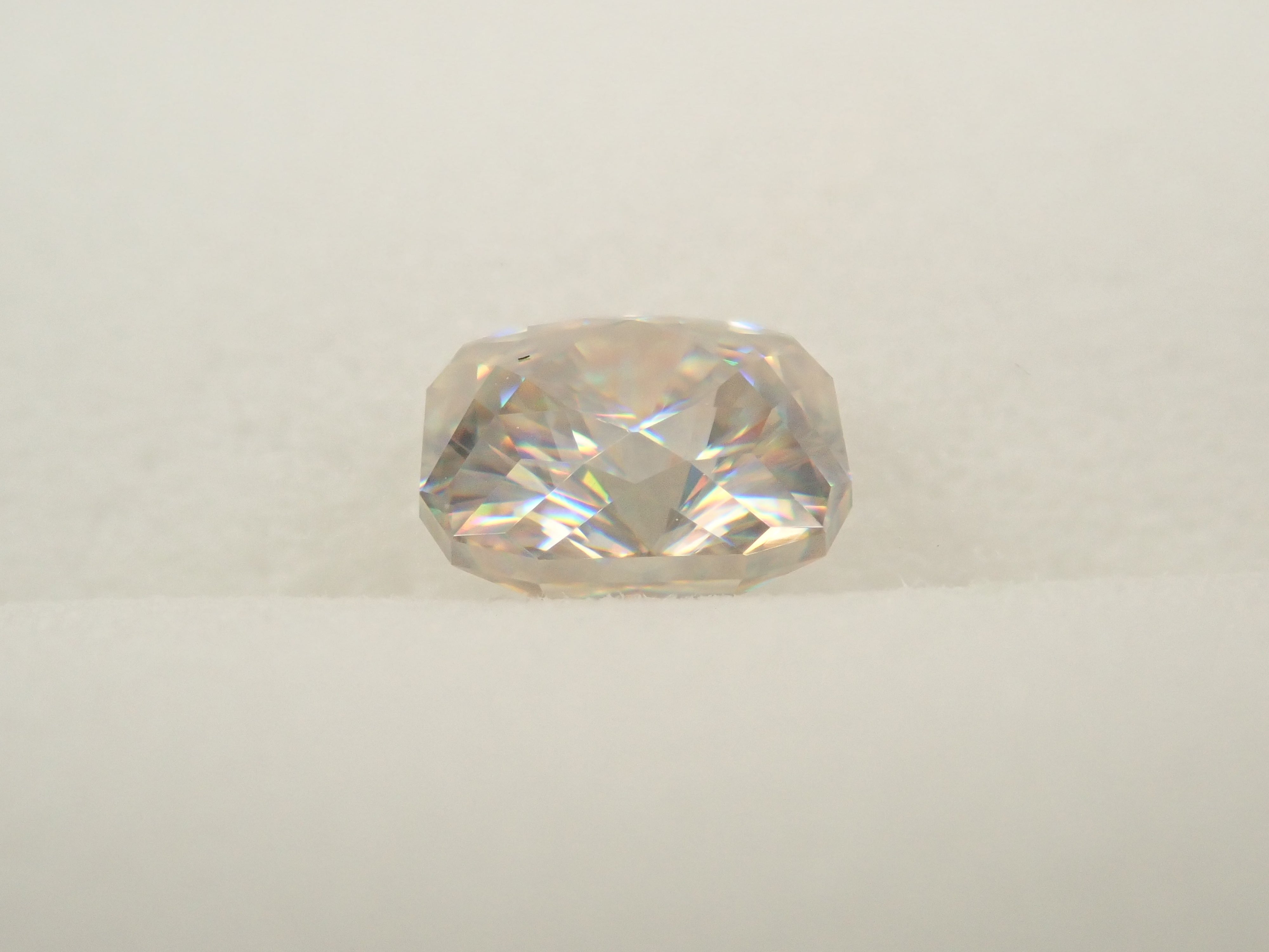 Synthetic rutile 1.681ct loose stone