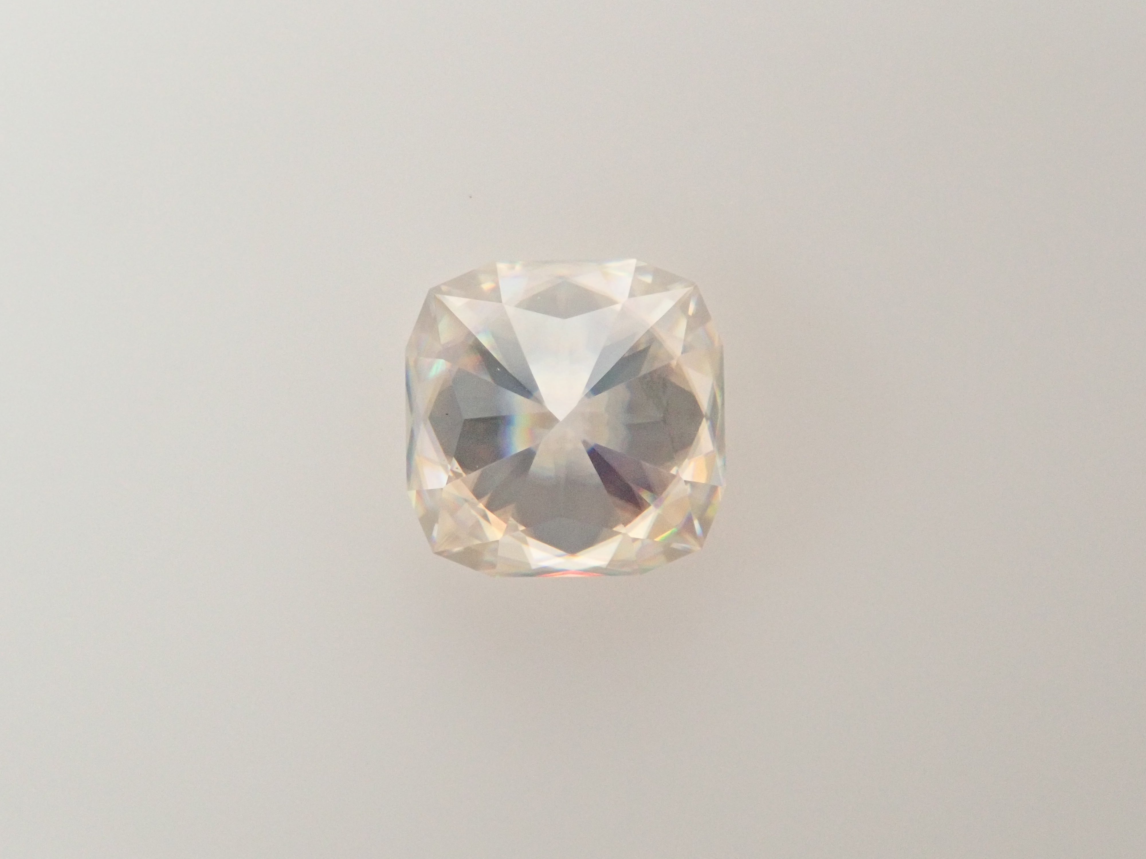 Synthetic rutile 1.681ct loose stone