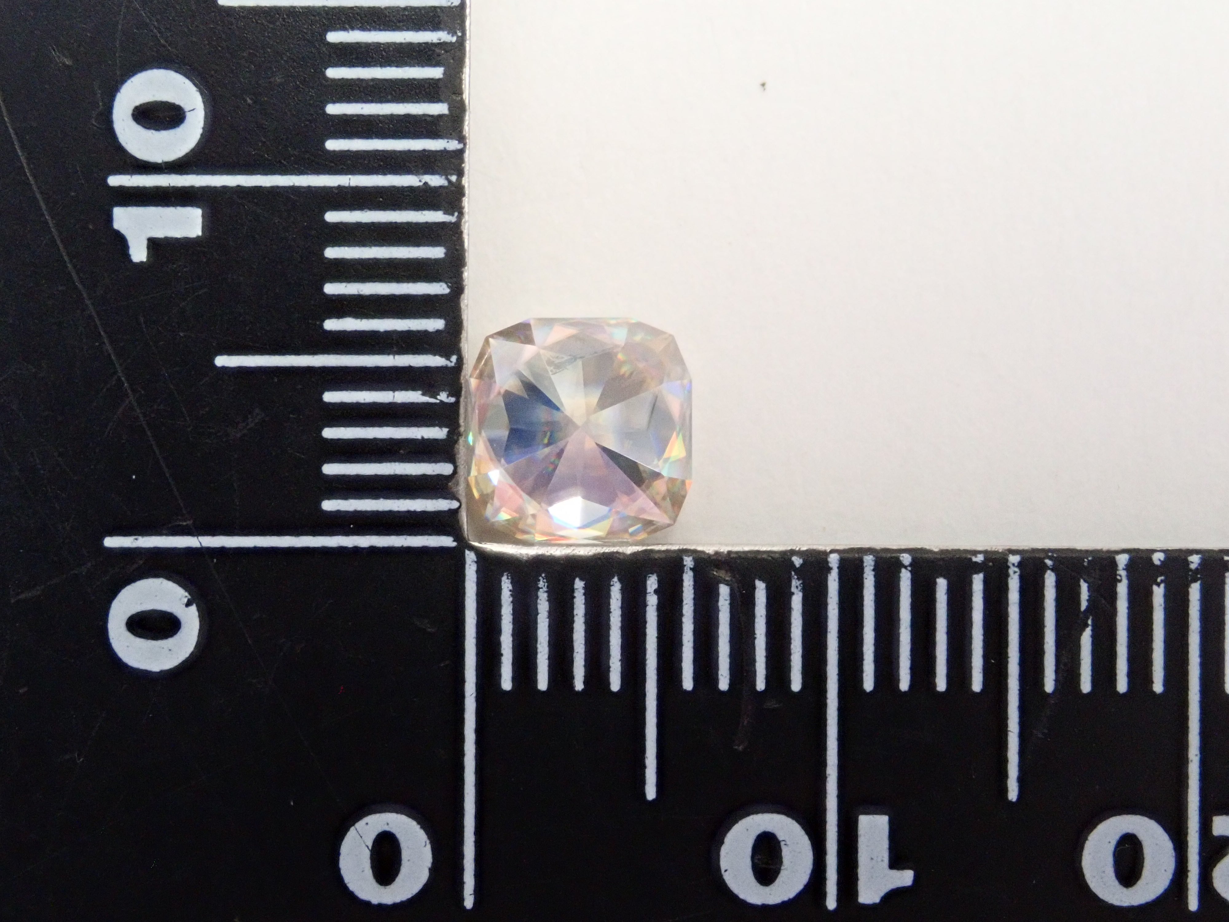 Synthetic rutile 1.681ct loose stone