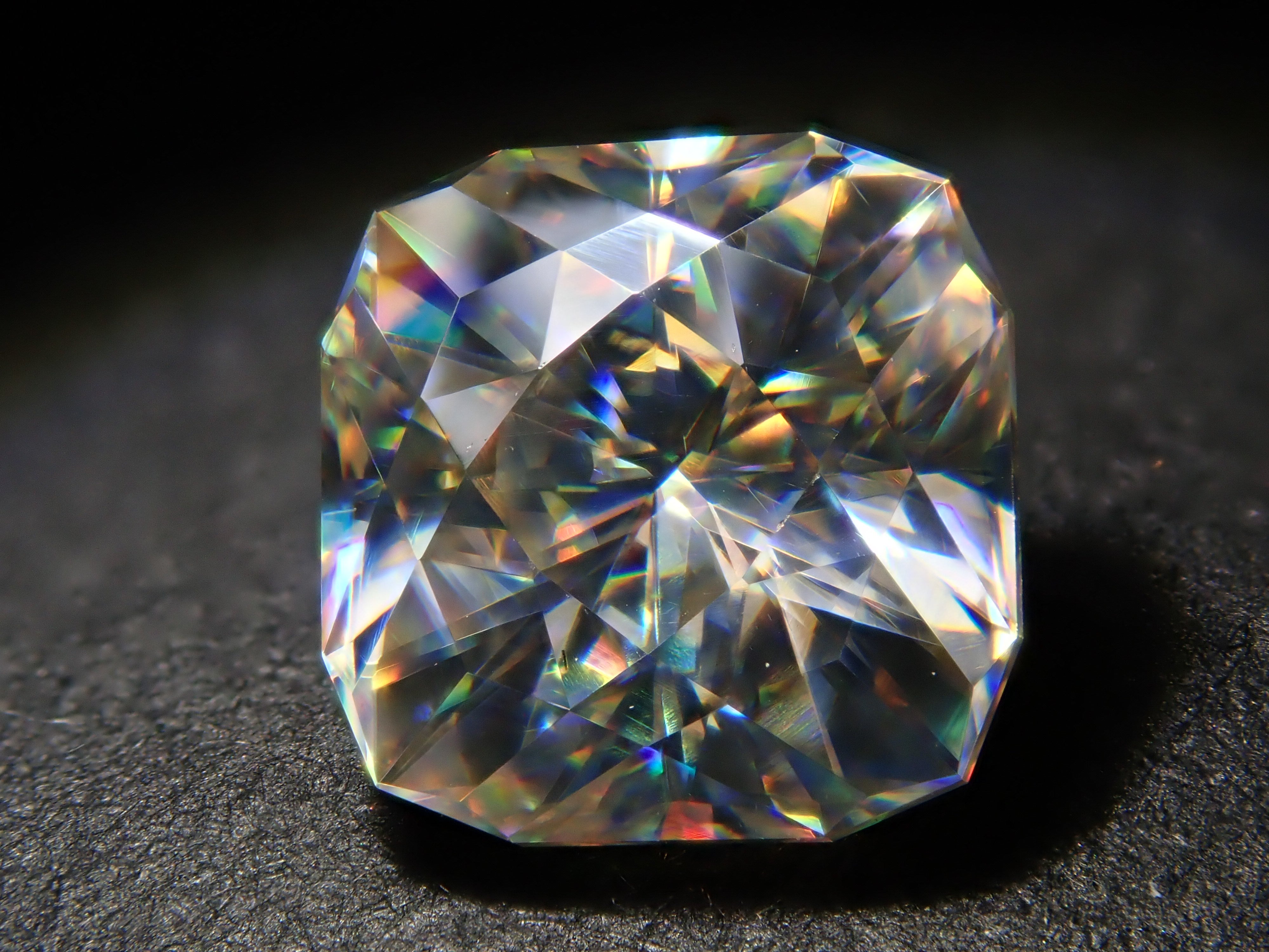 Synthetic rutile 1.681ct loose stone