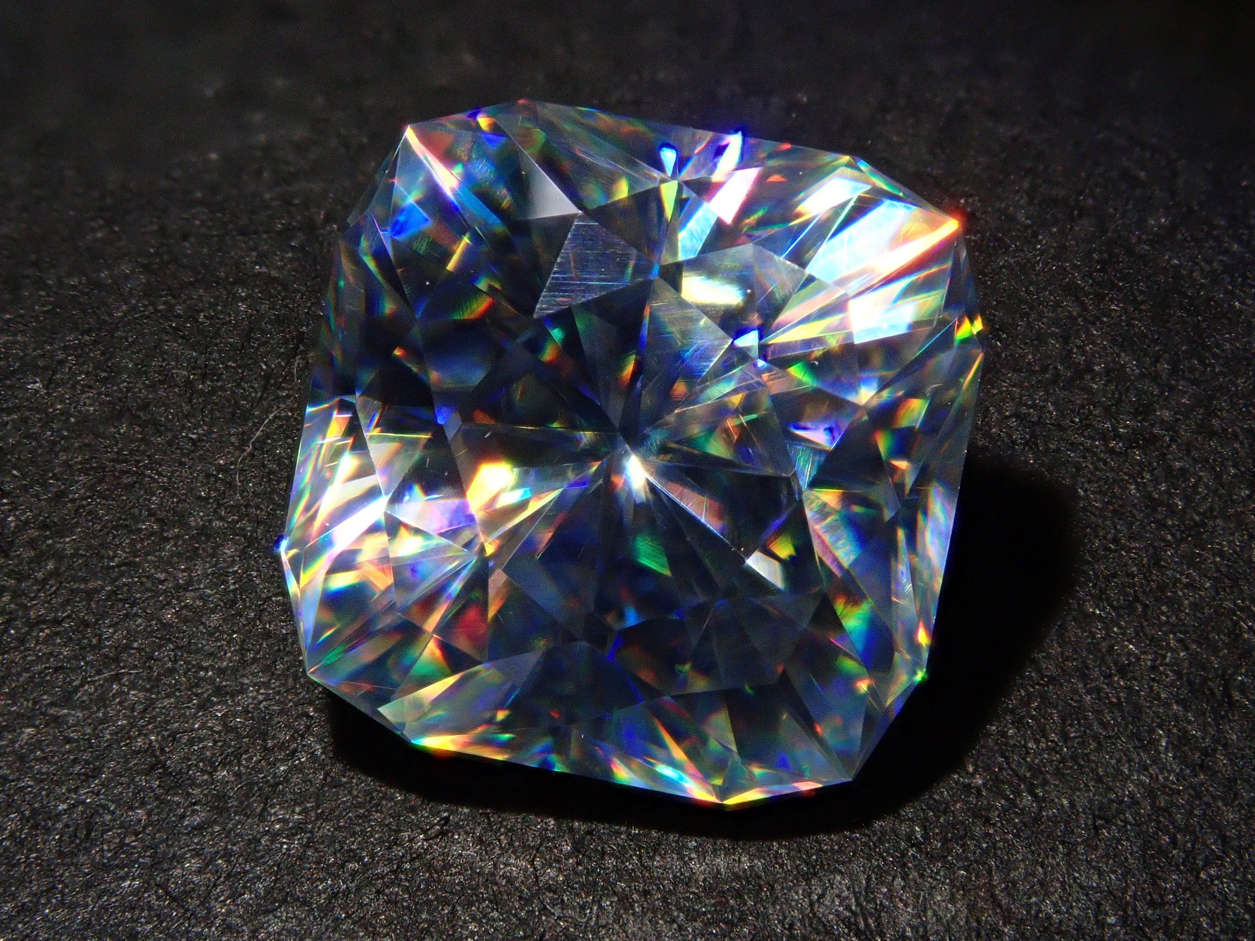 【11/16 22時販売】合成ルチル 3.637ctルース