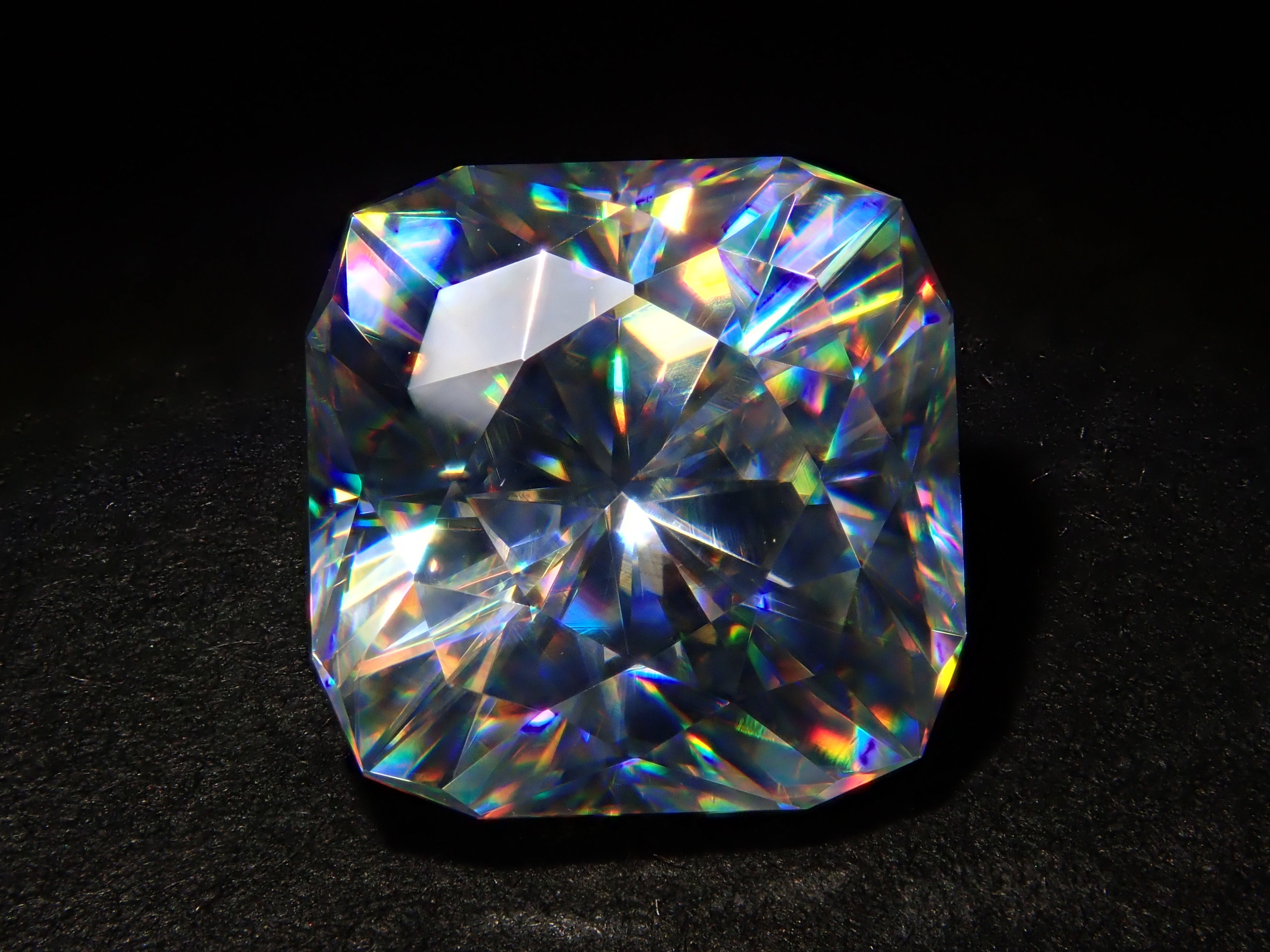 【11/16 22時販売】合成ルチル 3.637ctルース