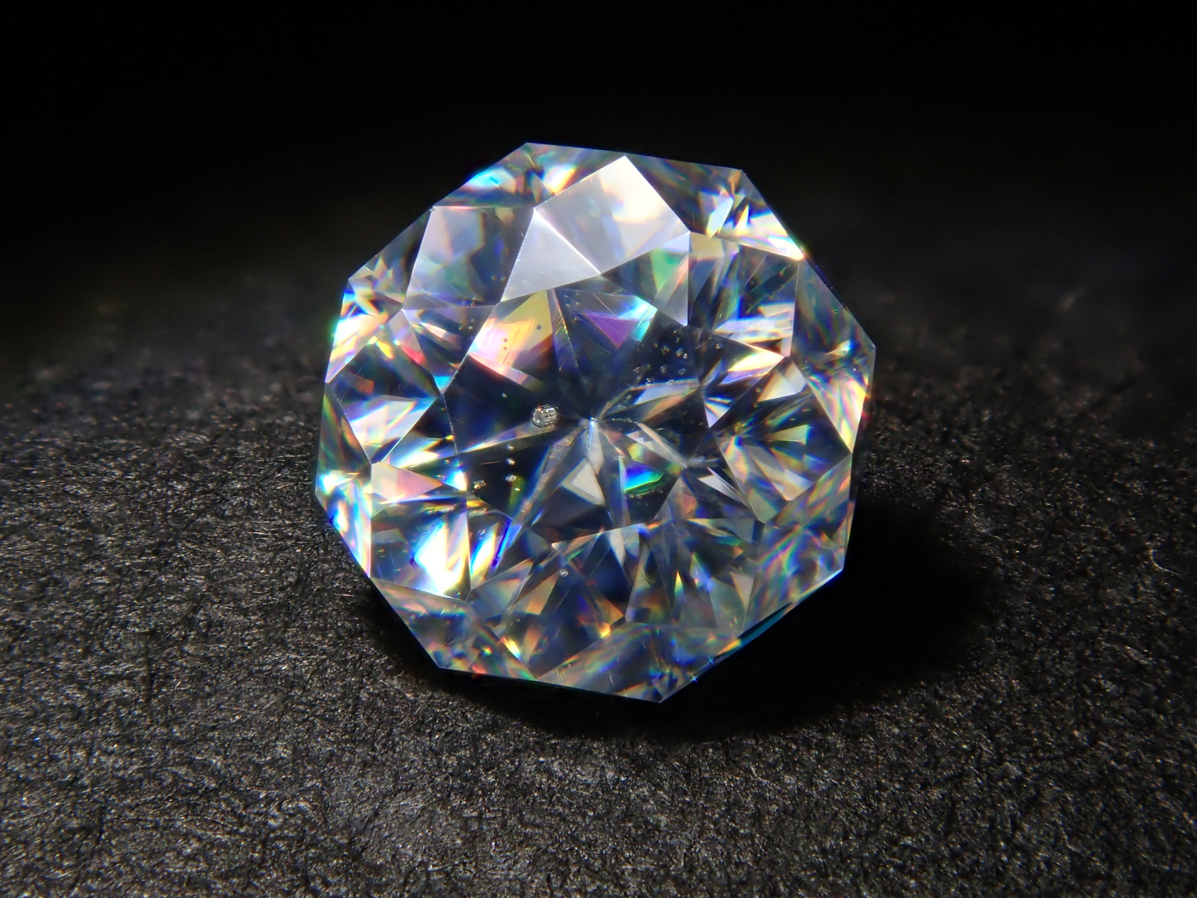 【12/25 22時販売】合成ルチル 0.538ctルース