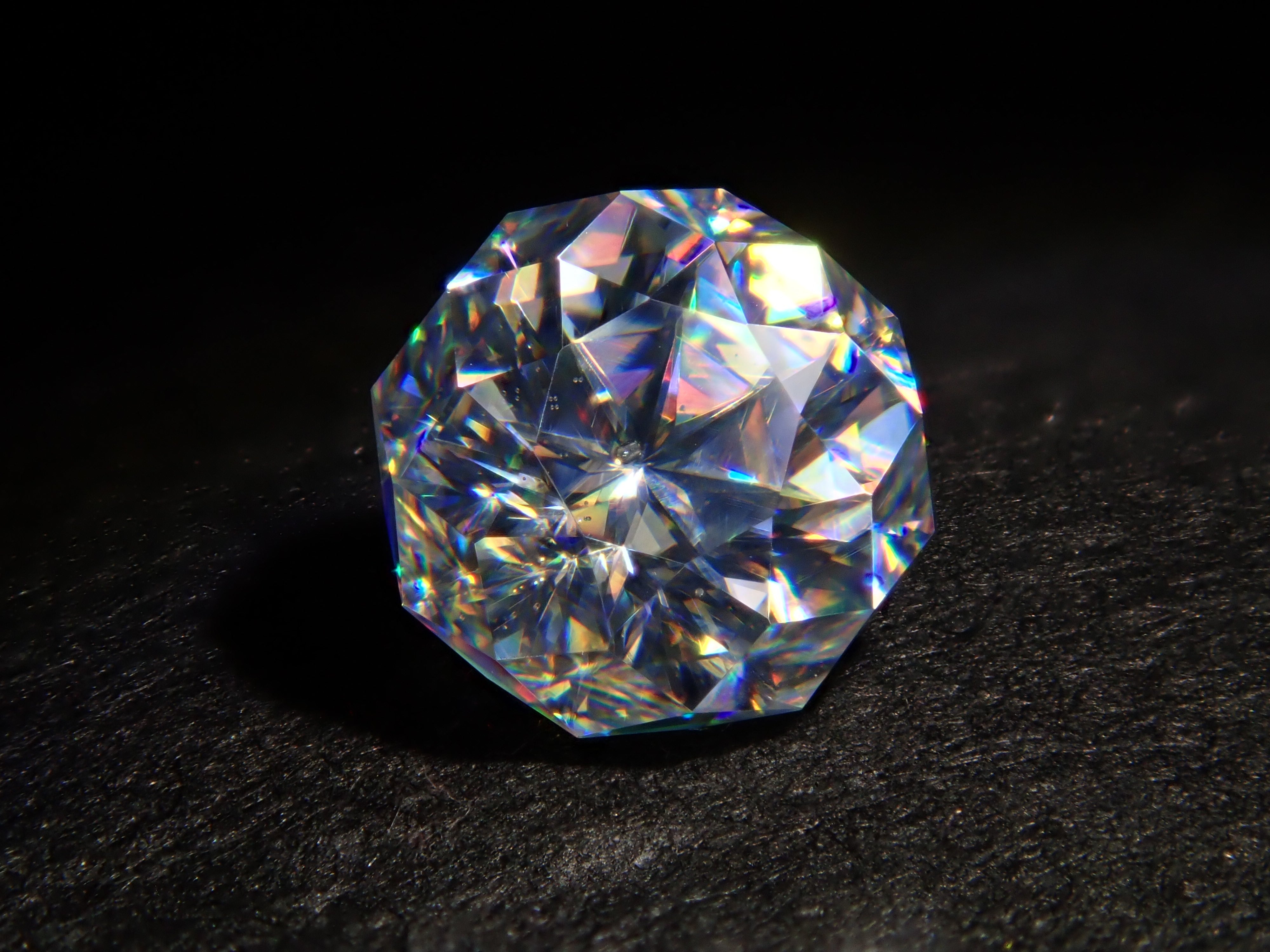 【12/25 22時販売】合成ルチル 0.538ctルース