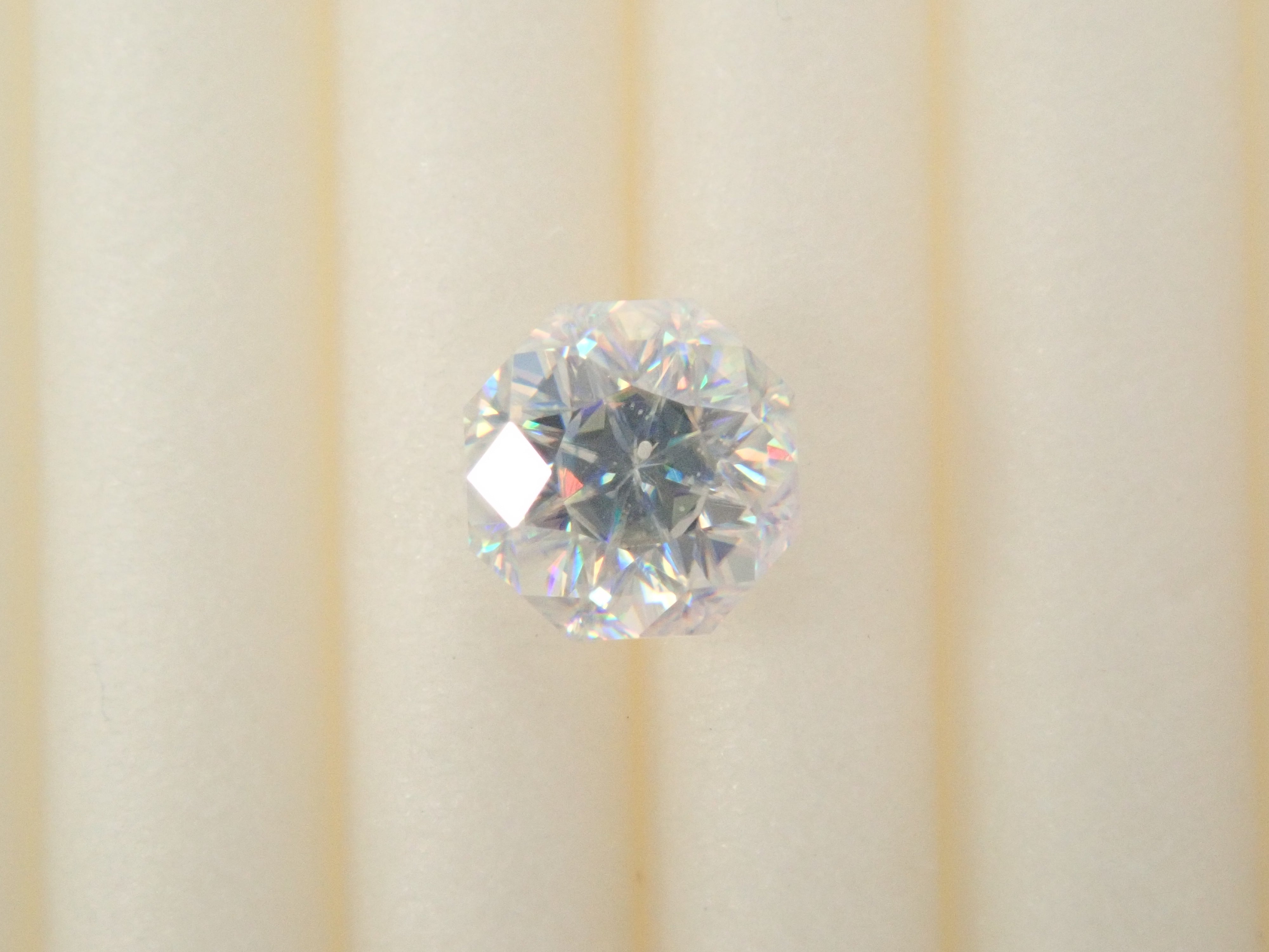 【12/25 22時販売】合成ルチル 0.538ctルース