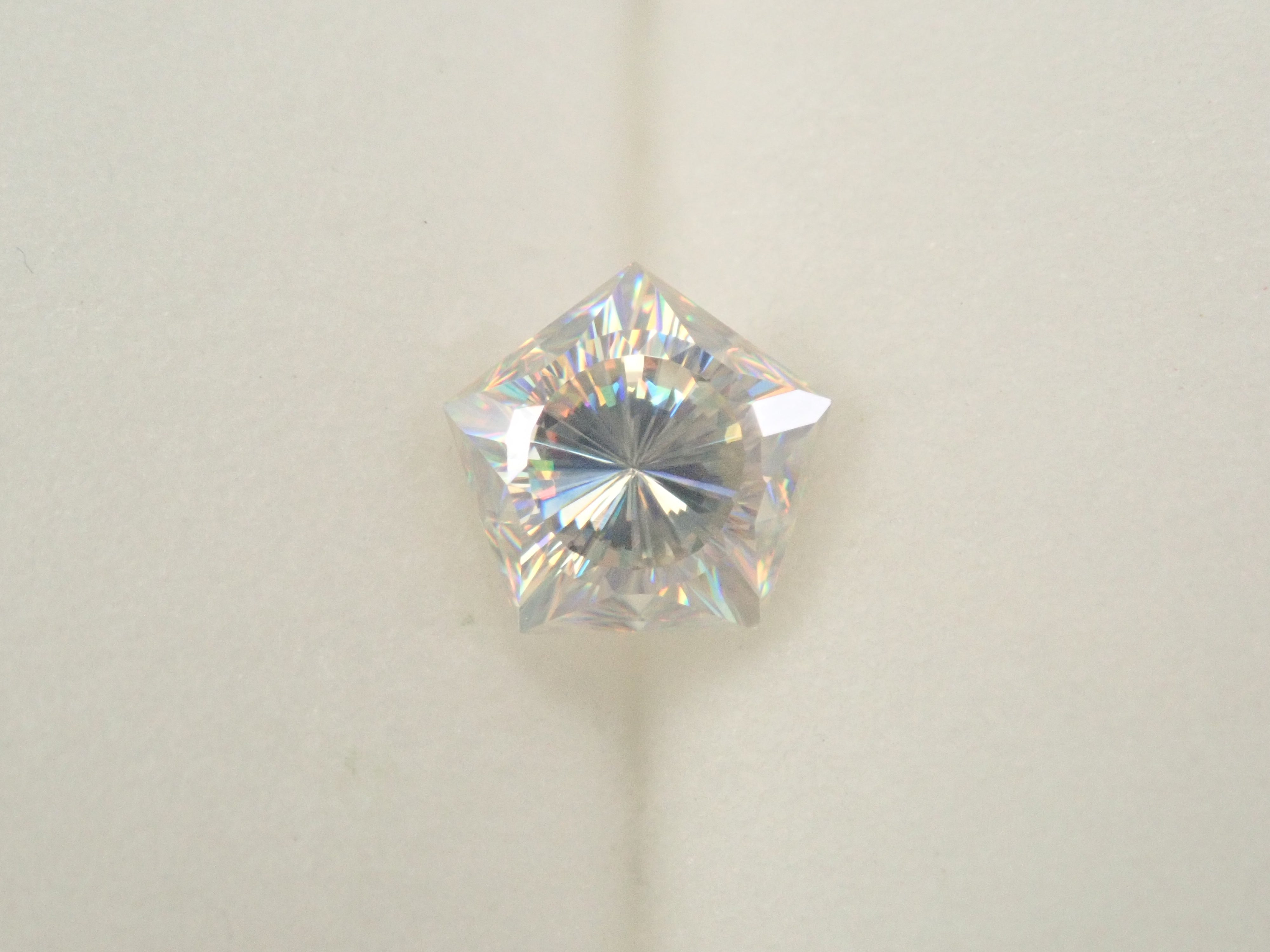 【11/16 22時販売】合成ルチル 1.020ctルース