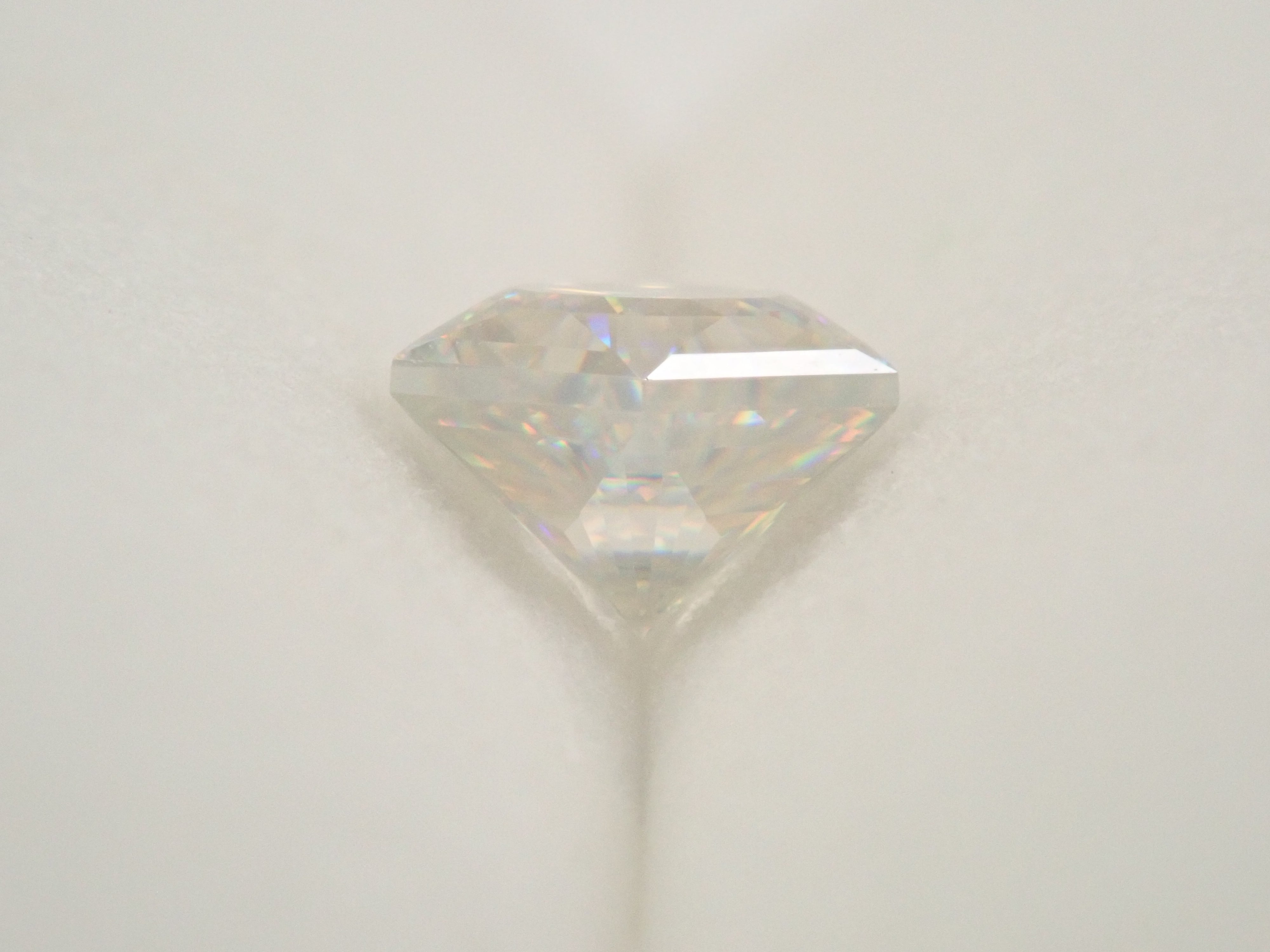 【11/16 22時販売】合成ルチル 1.020ctルース