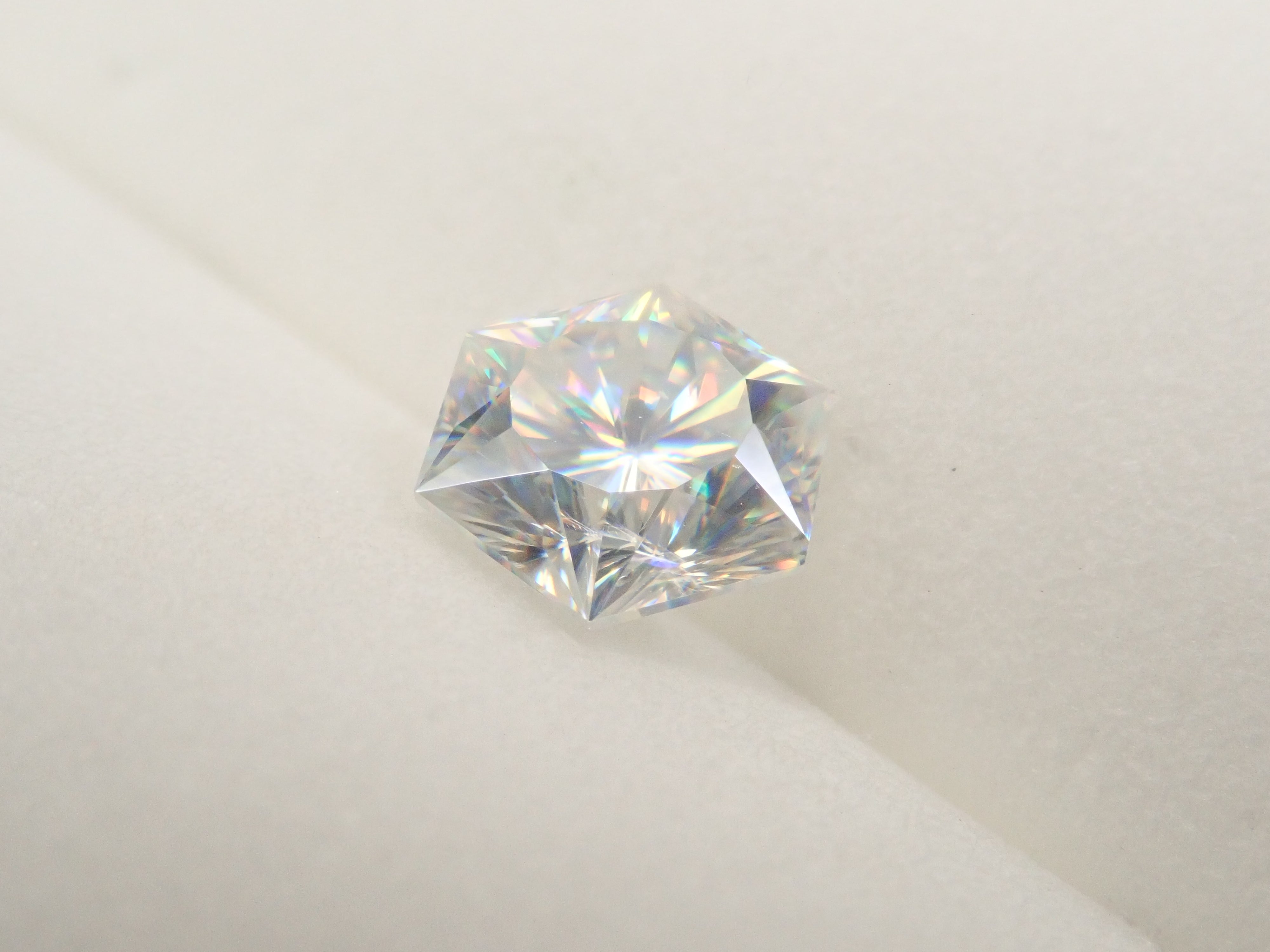 【11/16 22時販売】合成ルチル 1.407ctルース