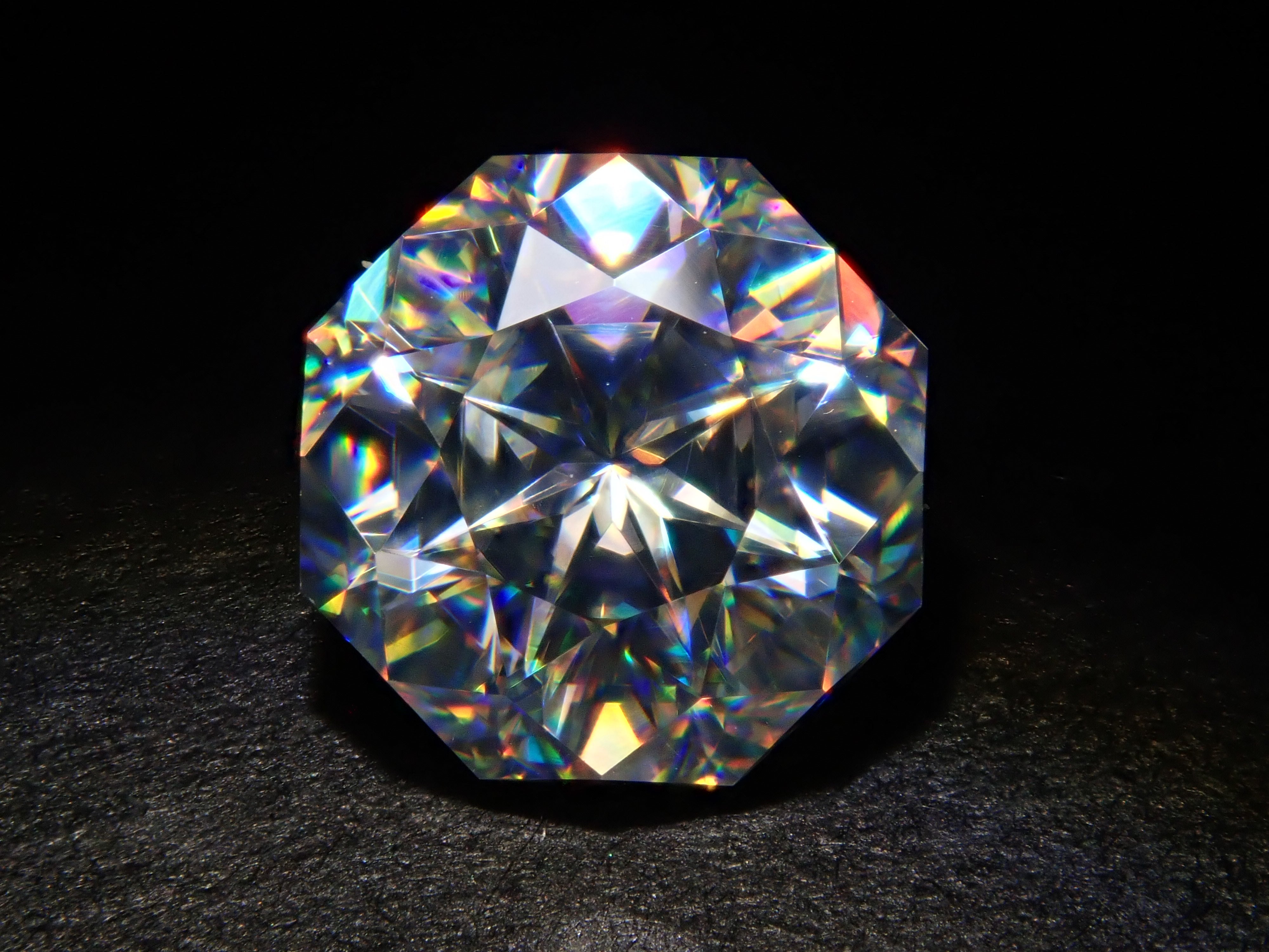 【11/27 22時販売】合成ルチル 6.2mm/1.490ctルース