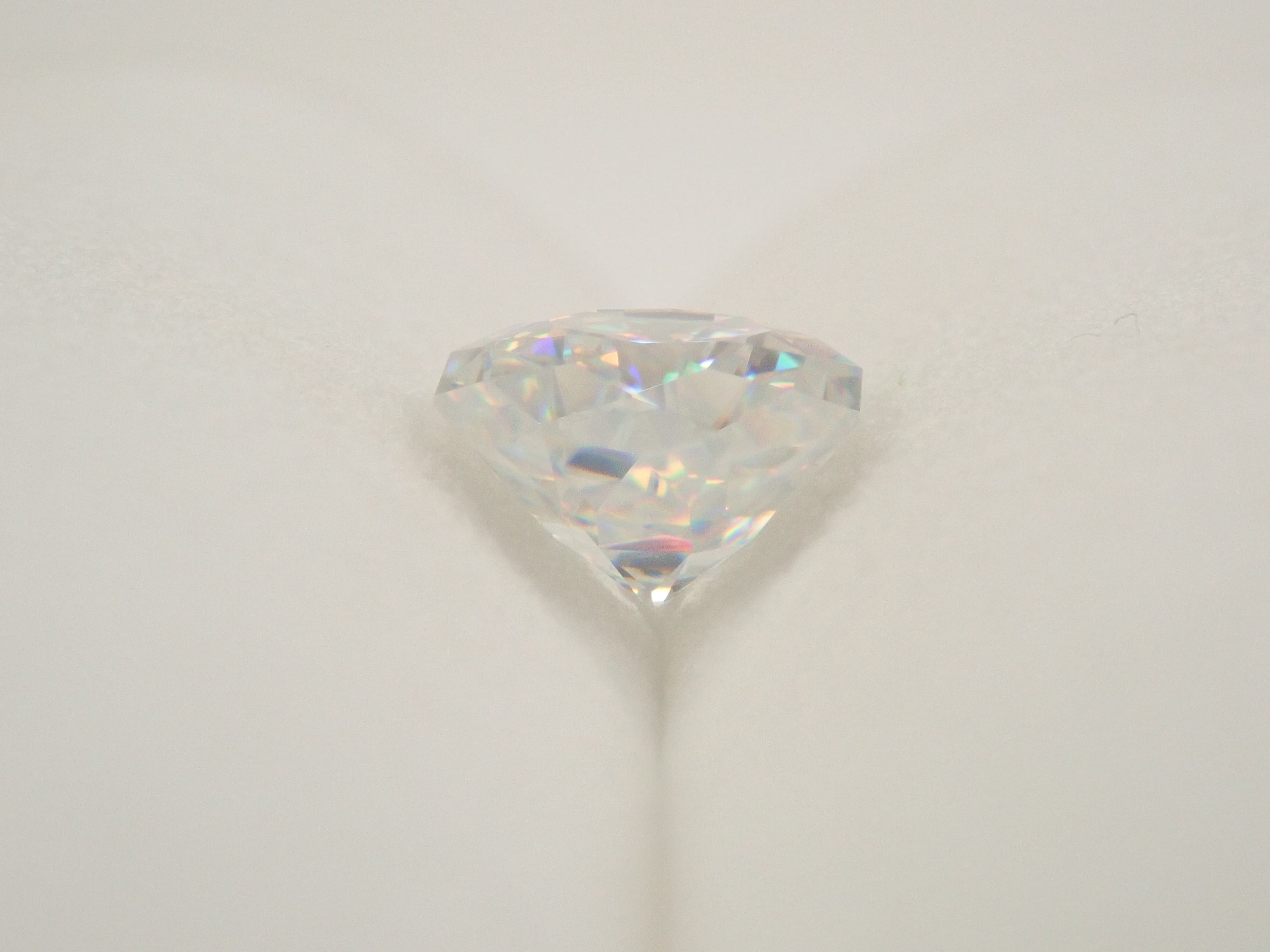 【11/27 22時販売】合成ルチル 6.2mm/1.490ctルース