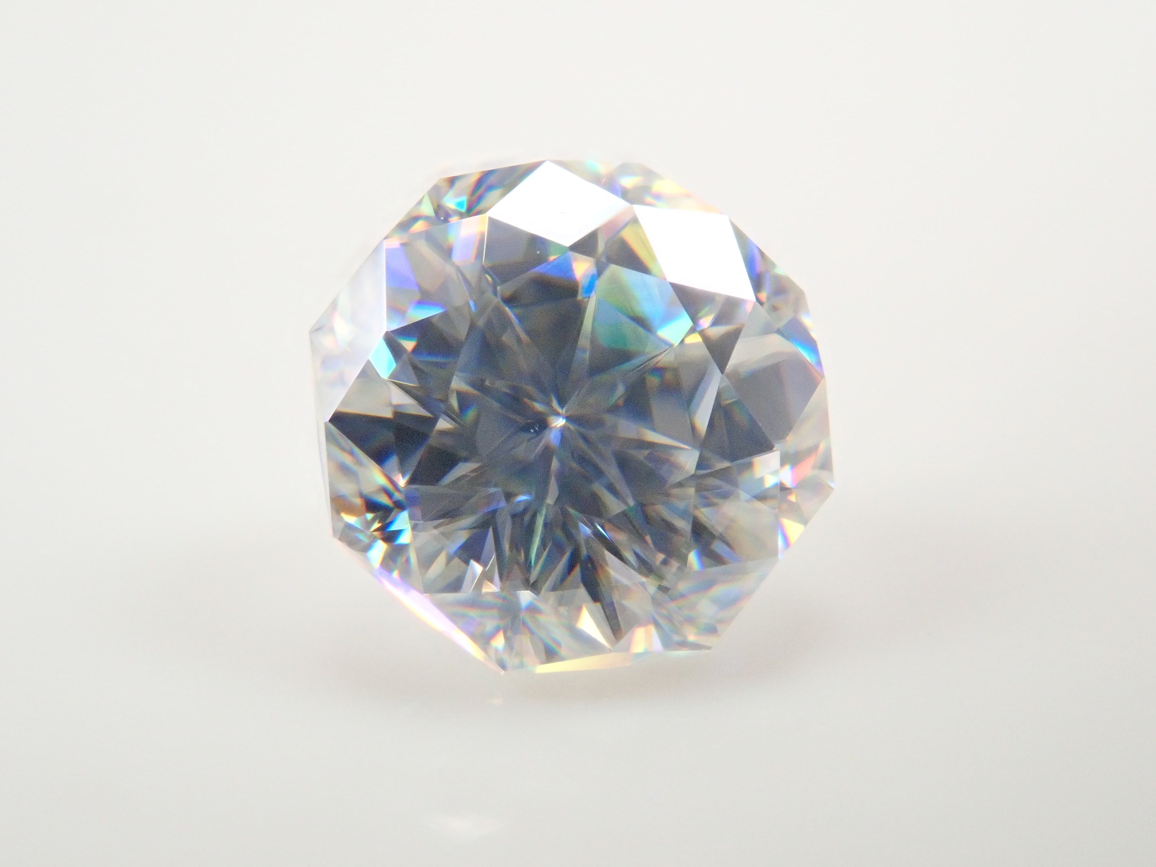 【11/27 22時販売】合成ルチル 6.2mm/1.490ctルース