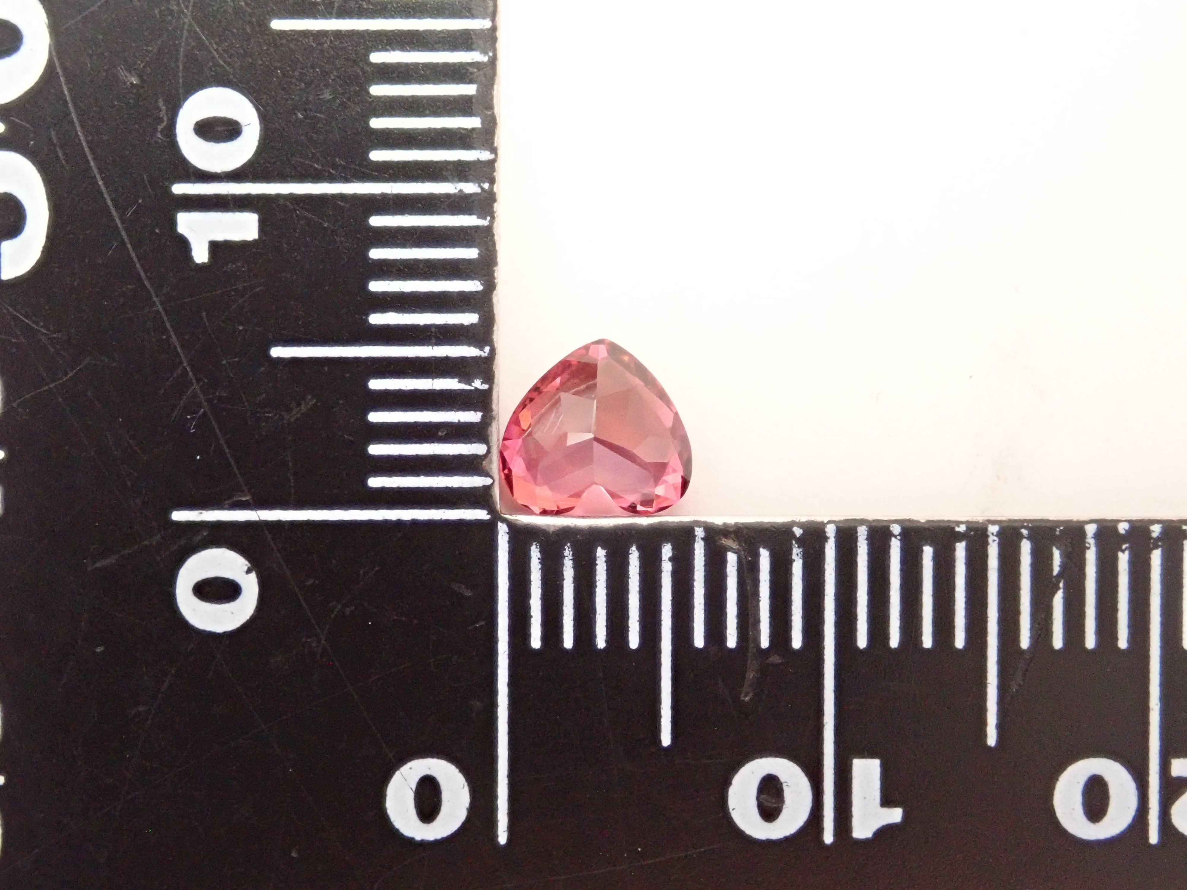 【11/18 22時販売載】ブラジル産ピンクトルマリン 0.643ctルース