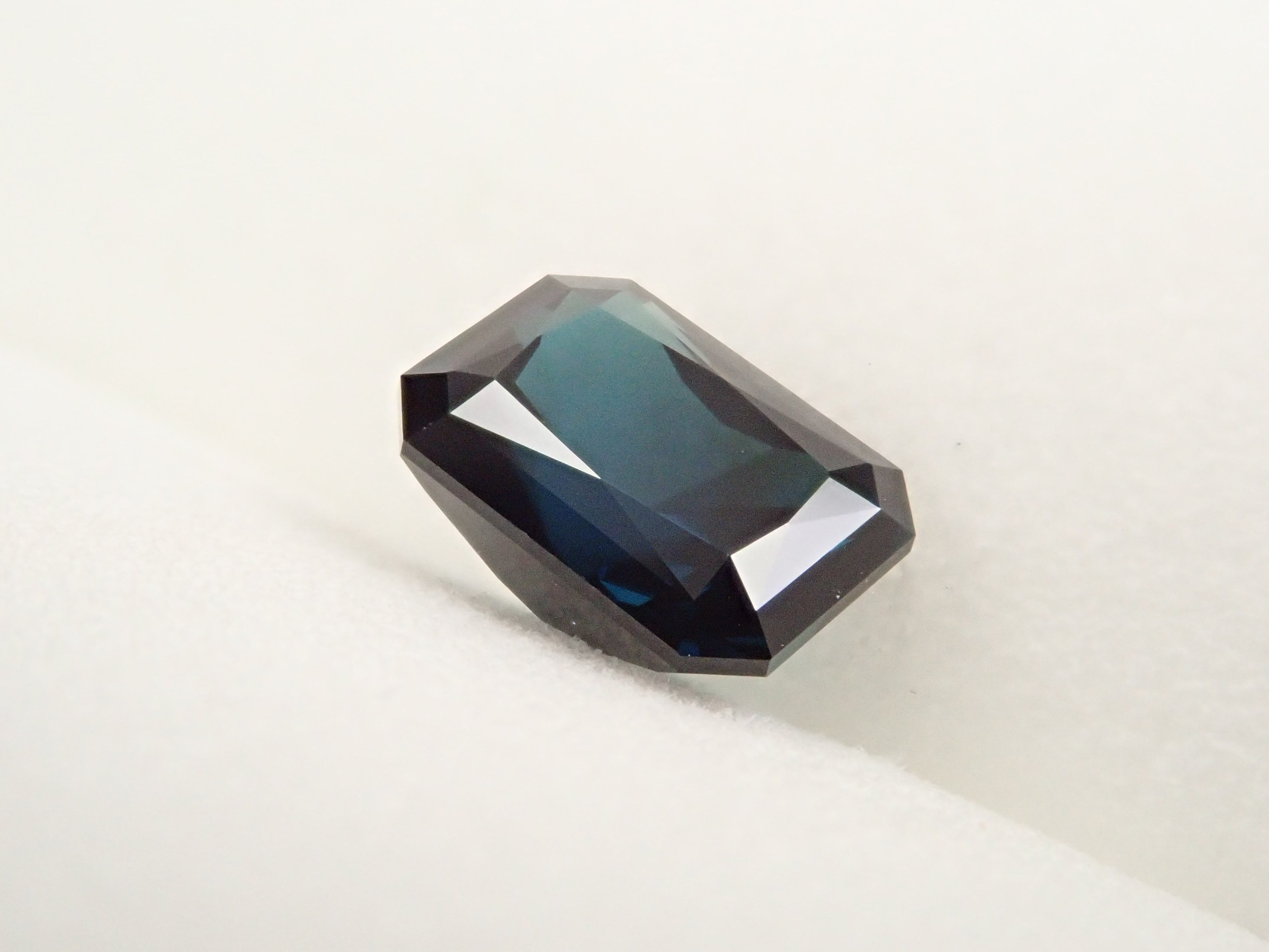 【11/18 22時販売】ブラジル産ブルートルマリン 0.987ctルース（ティールカラー）