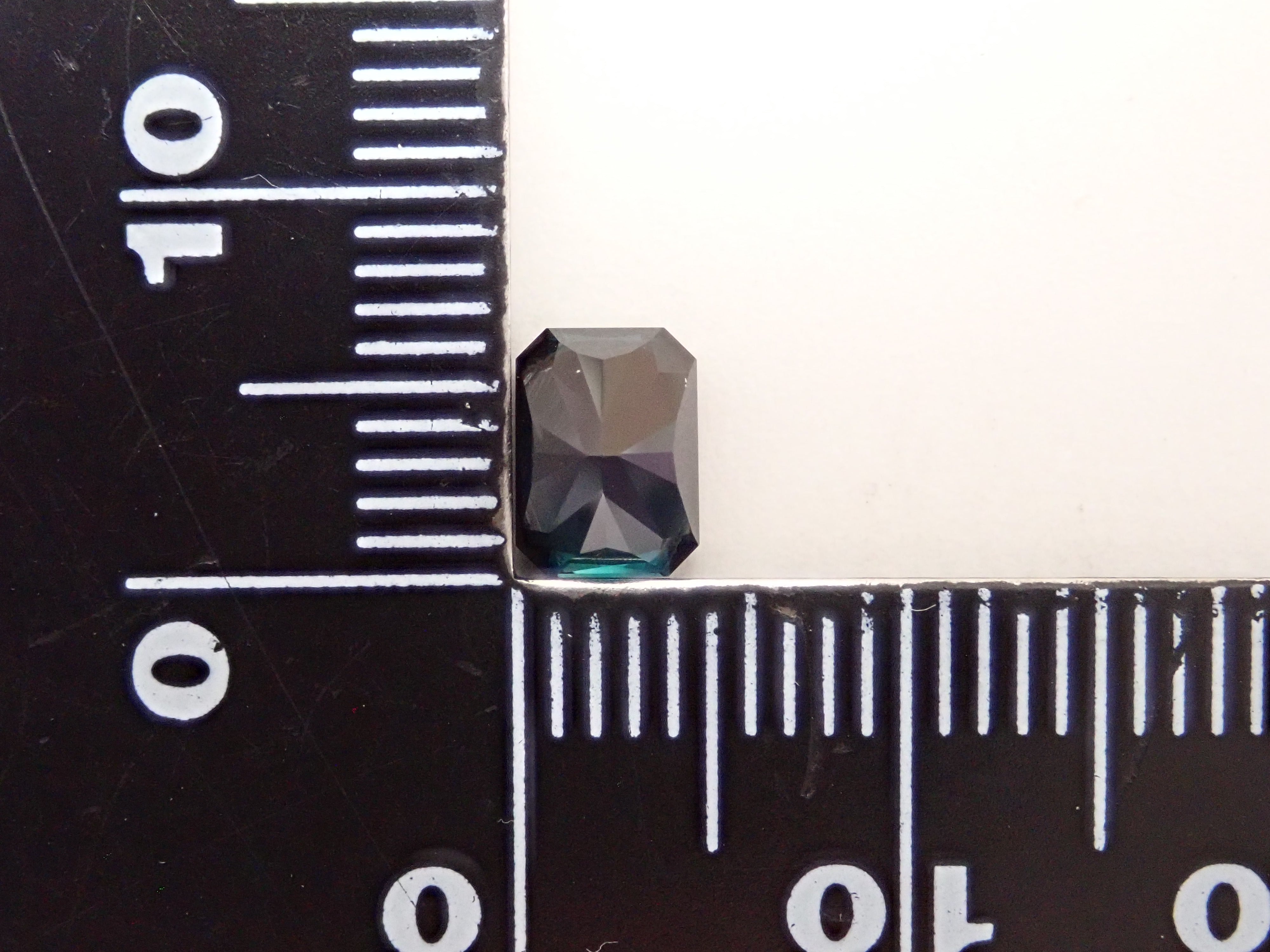 【11/18 22時販売】ブラジル産ブルートルマリン 0.987ctルース（ティールカラー）