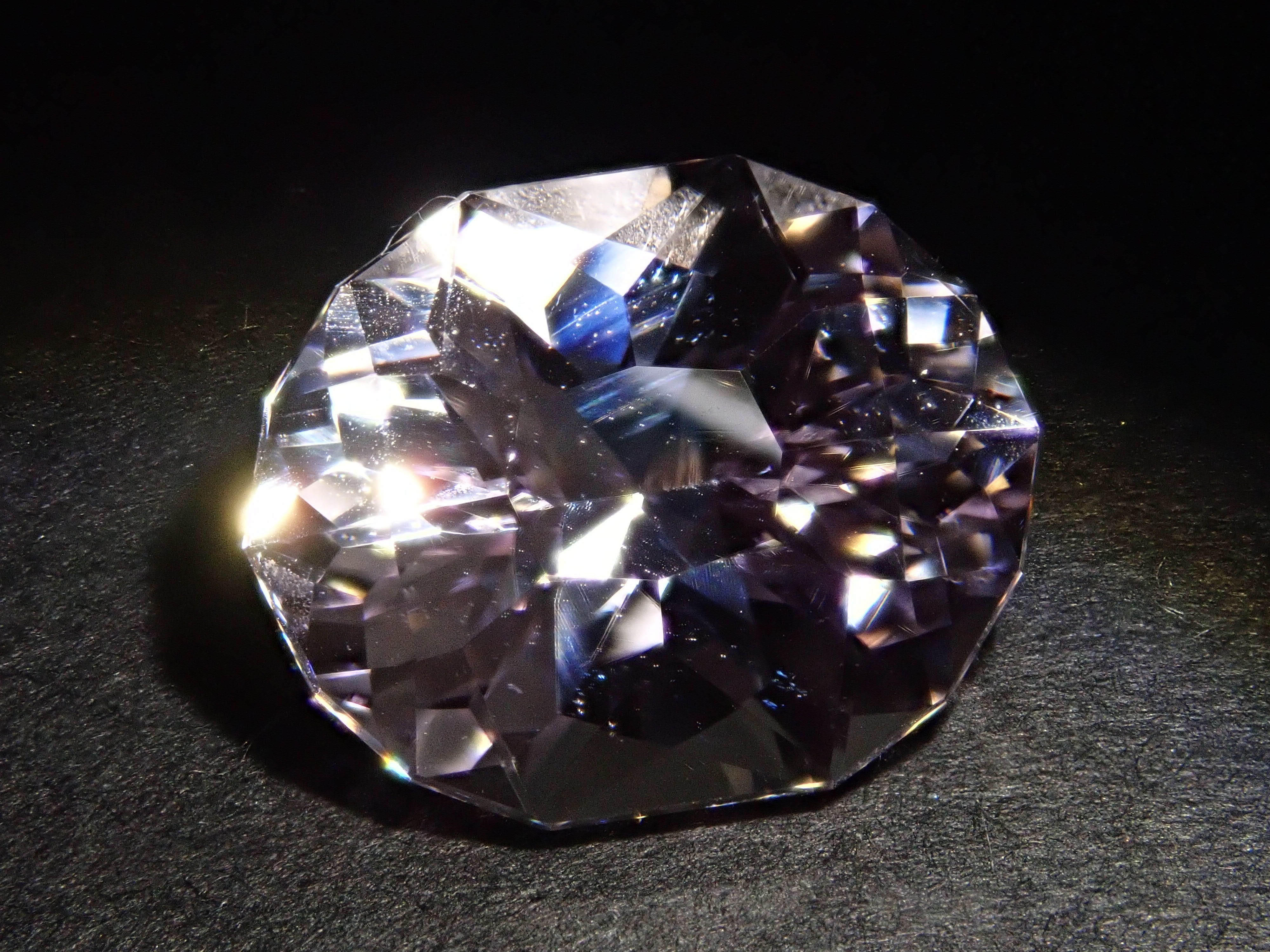 【11/18 22時販売】アフガニスタン産クンツァイト 7.335ctルース