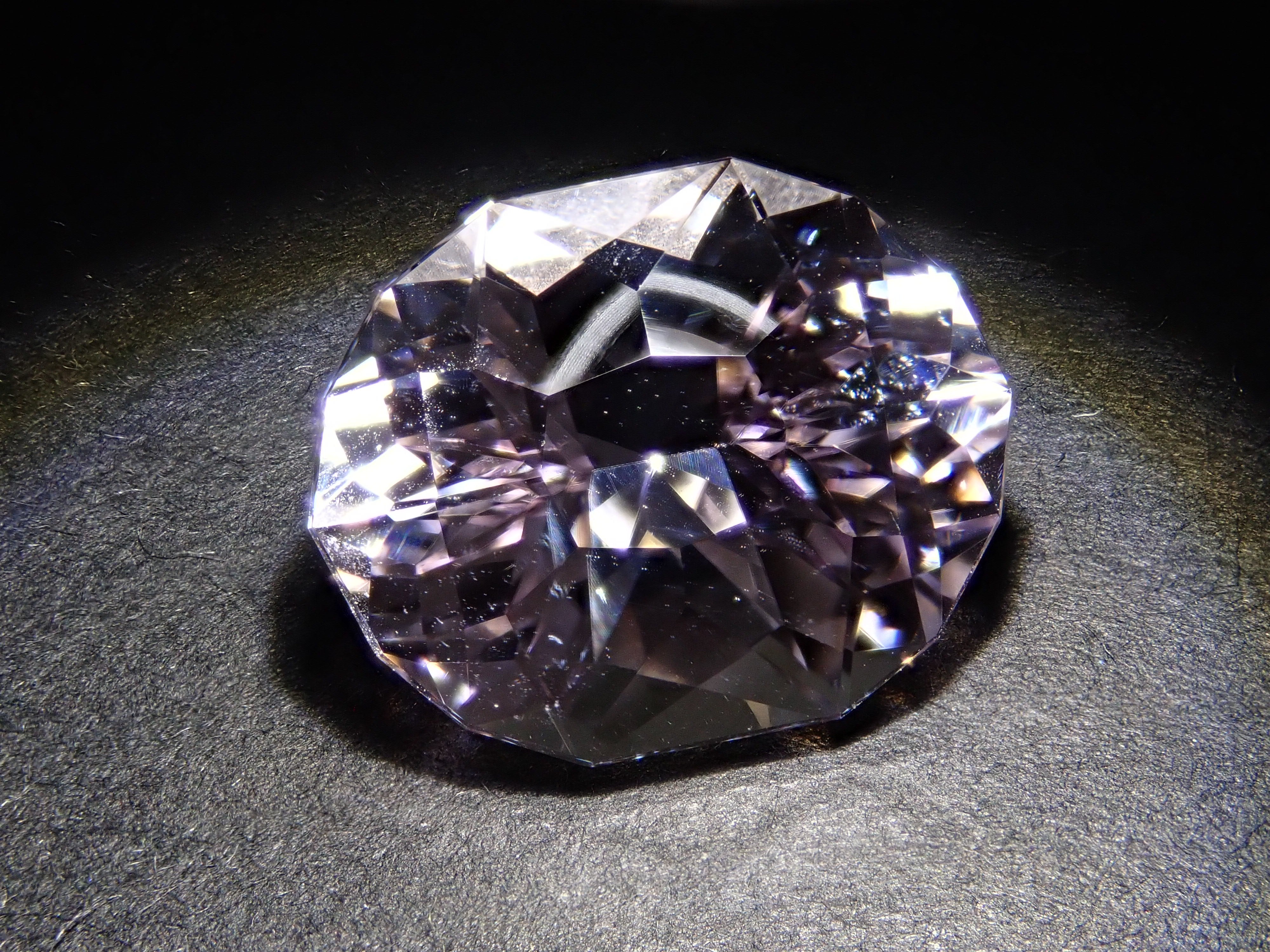 【11/18 22時販売】アフガニスタン産クンツァイト 7.335ctルース