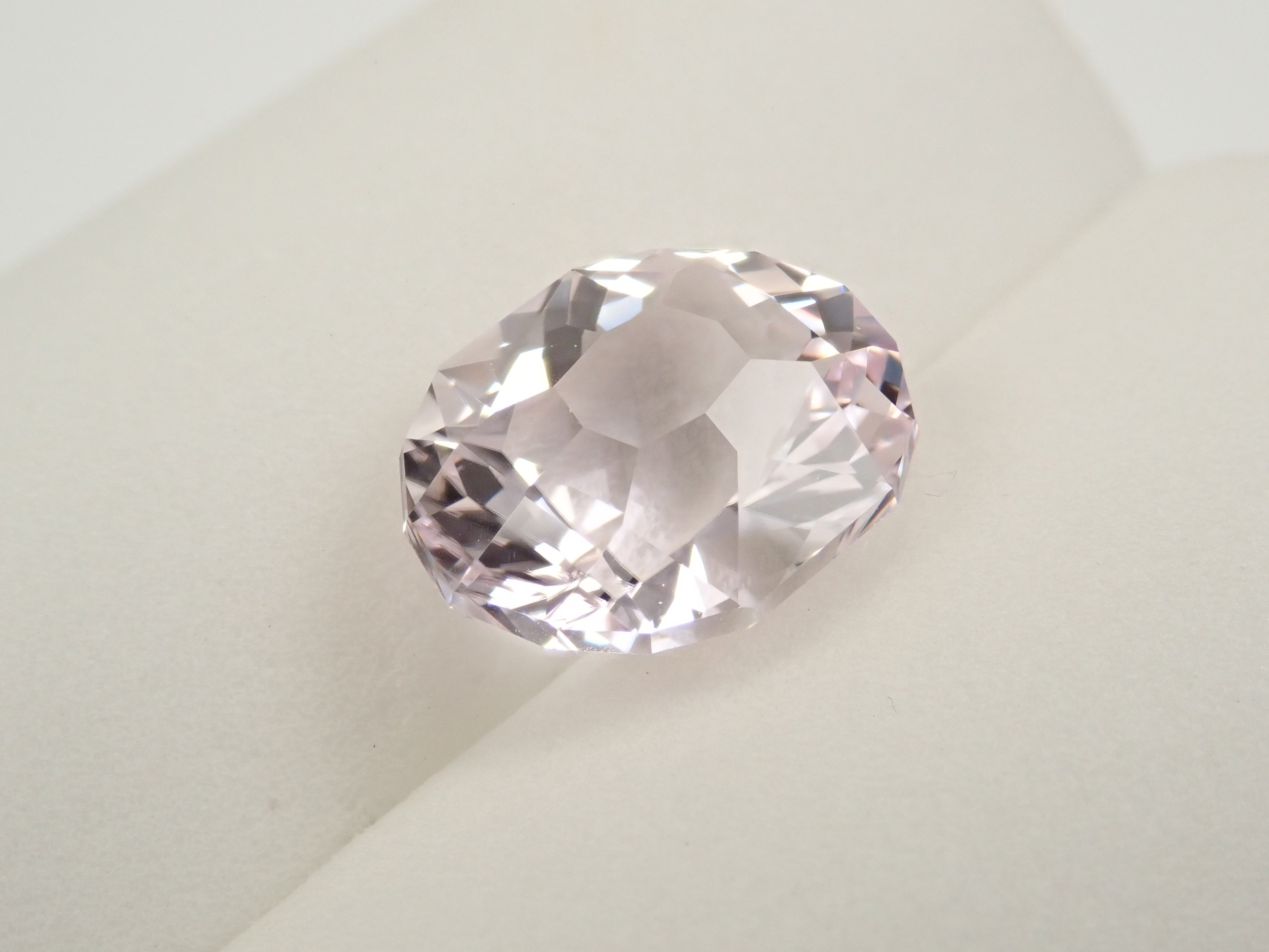 【11/18 22時販売】アフガニスタン産クンツァイト 7.335ctルース