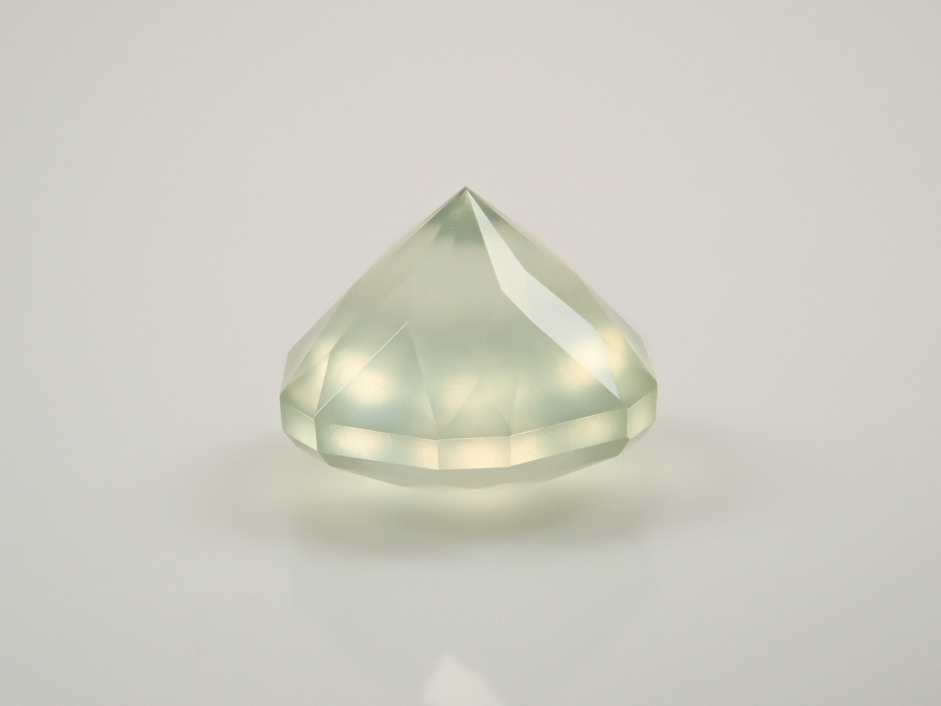 【11/18 22時販売】オーストラリア産プレーナイト 1.705ctルース