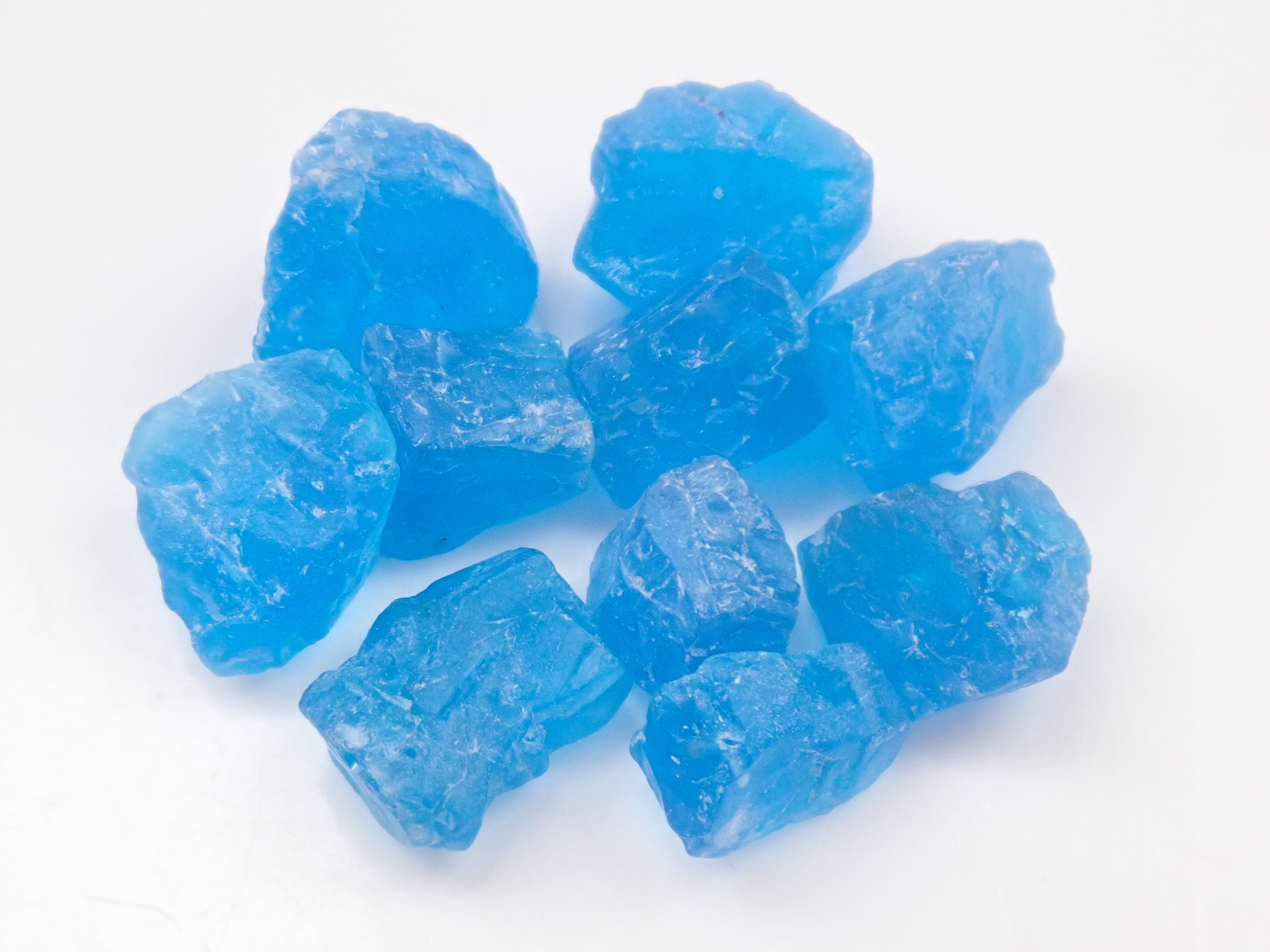 【薔薇】天然石アパタイトの龍　ご購入前に在庫確認必要D.413 アパタイト - 通販｜宝石鑑定士が運営【カラッツSTORE】