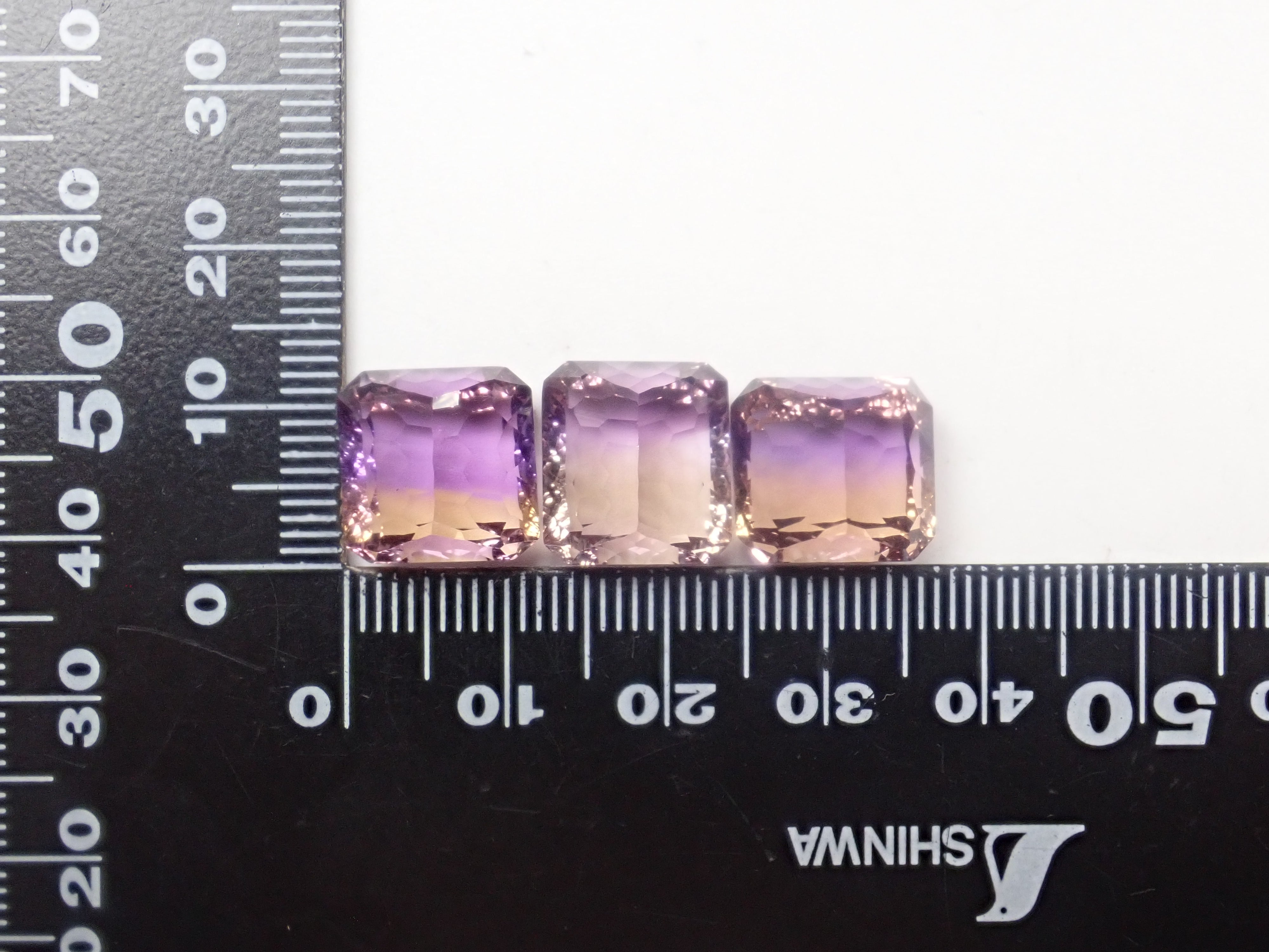 ブラジル産アメトリン1石ルース（コンケーブカット,平均10ct）《複数