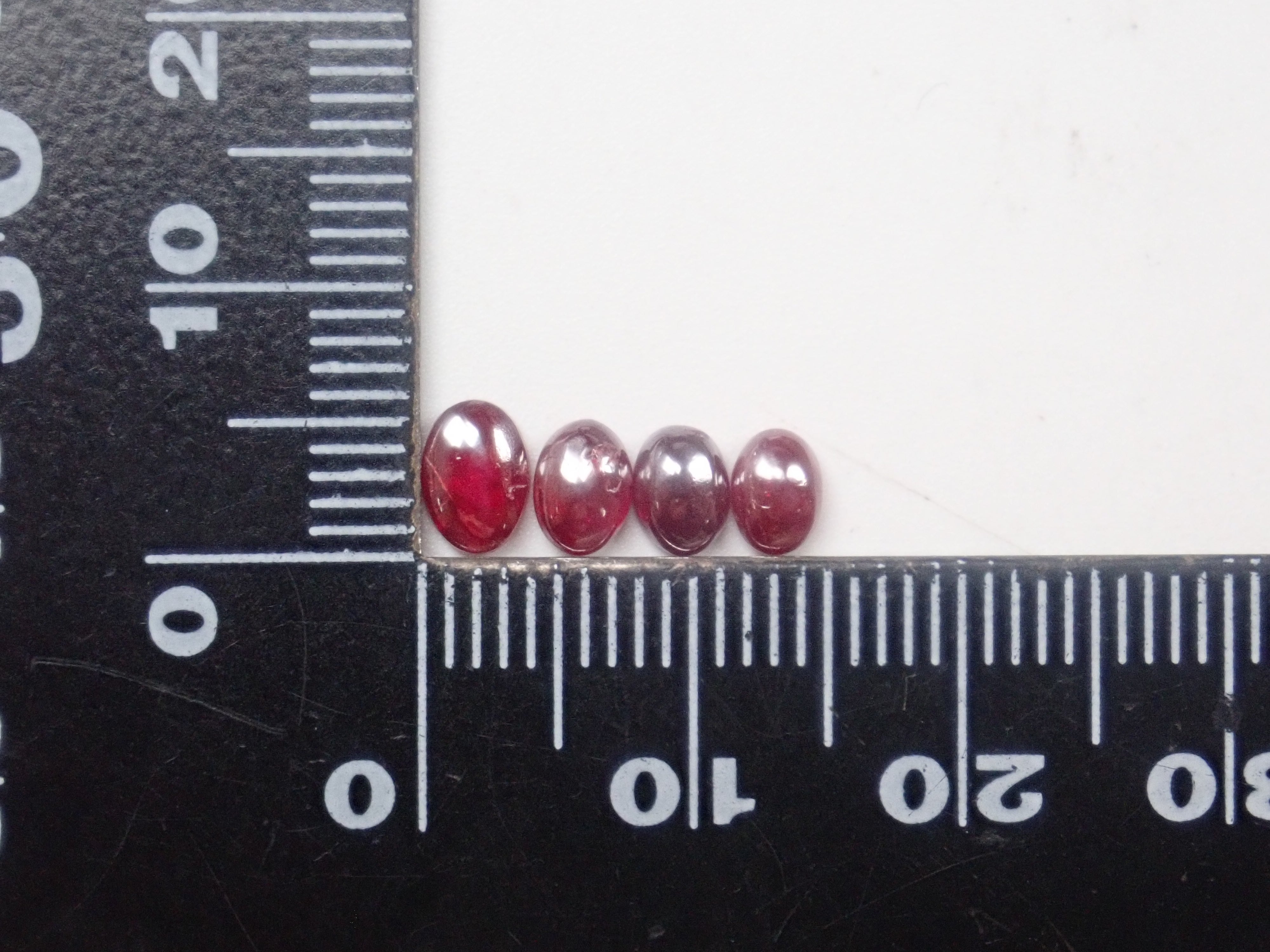 【11/16 22時販売】《限定9石》訳あり・辰砂（シンシャ）ガチャ💎 中国産シンシャ1石ルース（平均0.90ct,ファセット1石入り,全石鑑別書付き〉《複数購入割引あり》