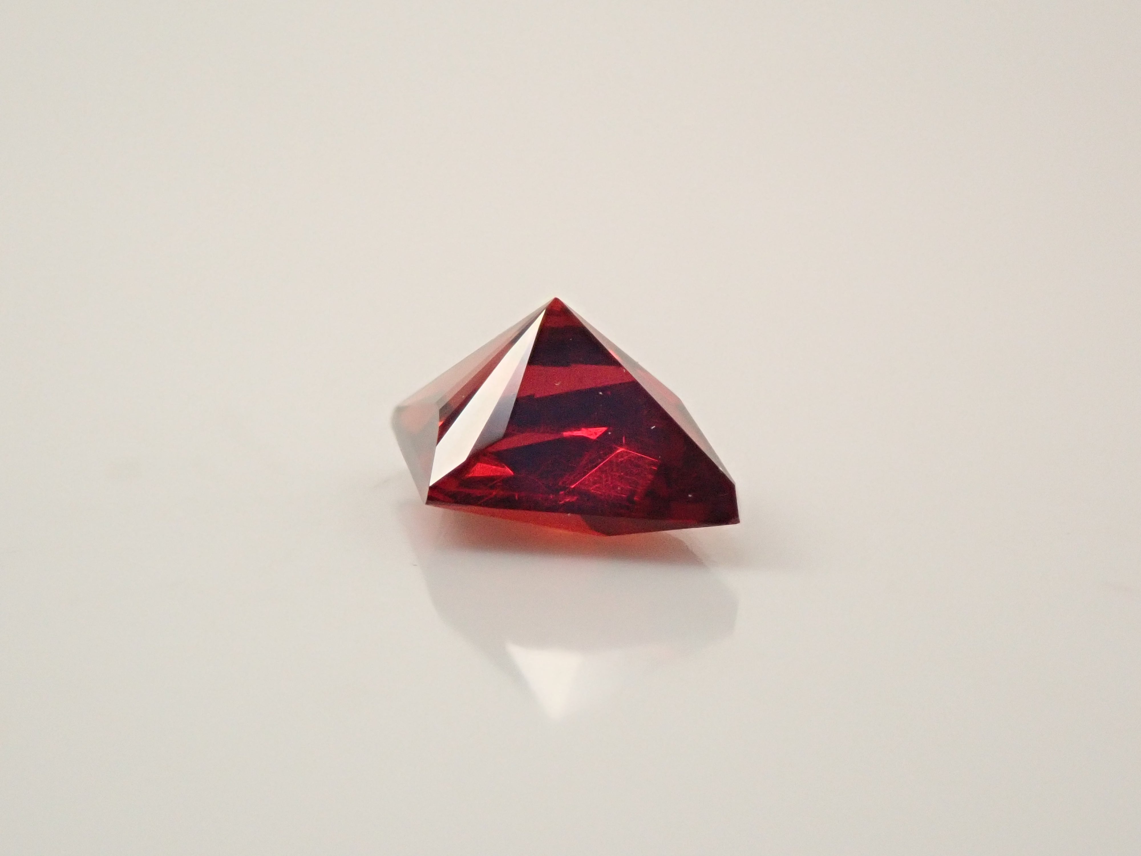 [12561384] Tanzanian Almandine Garnet 0.656ct Loose Stone