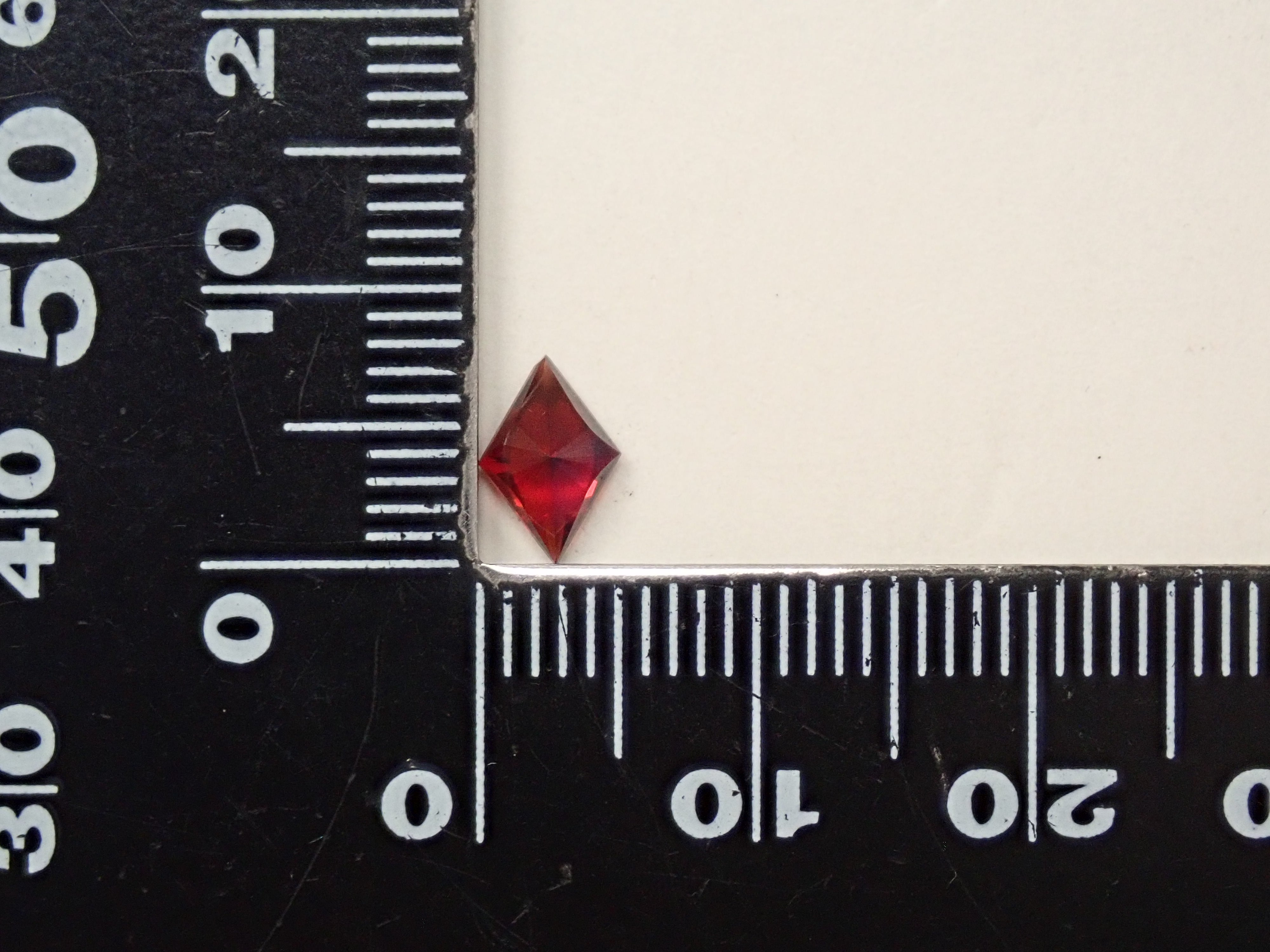 [12561384] Tanzanian Almandine Garnet 0.656ct Loose Stone