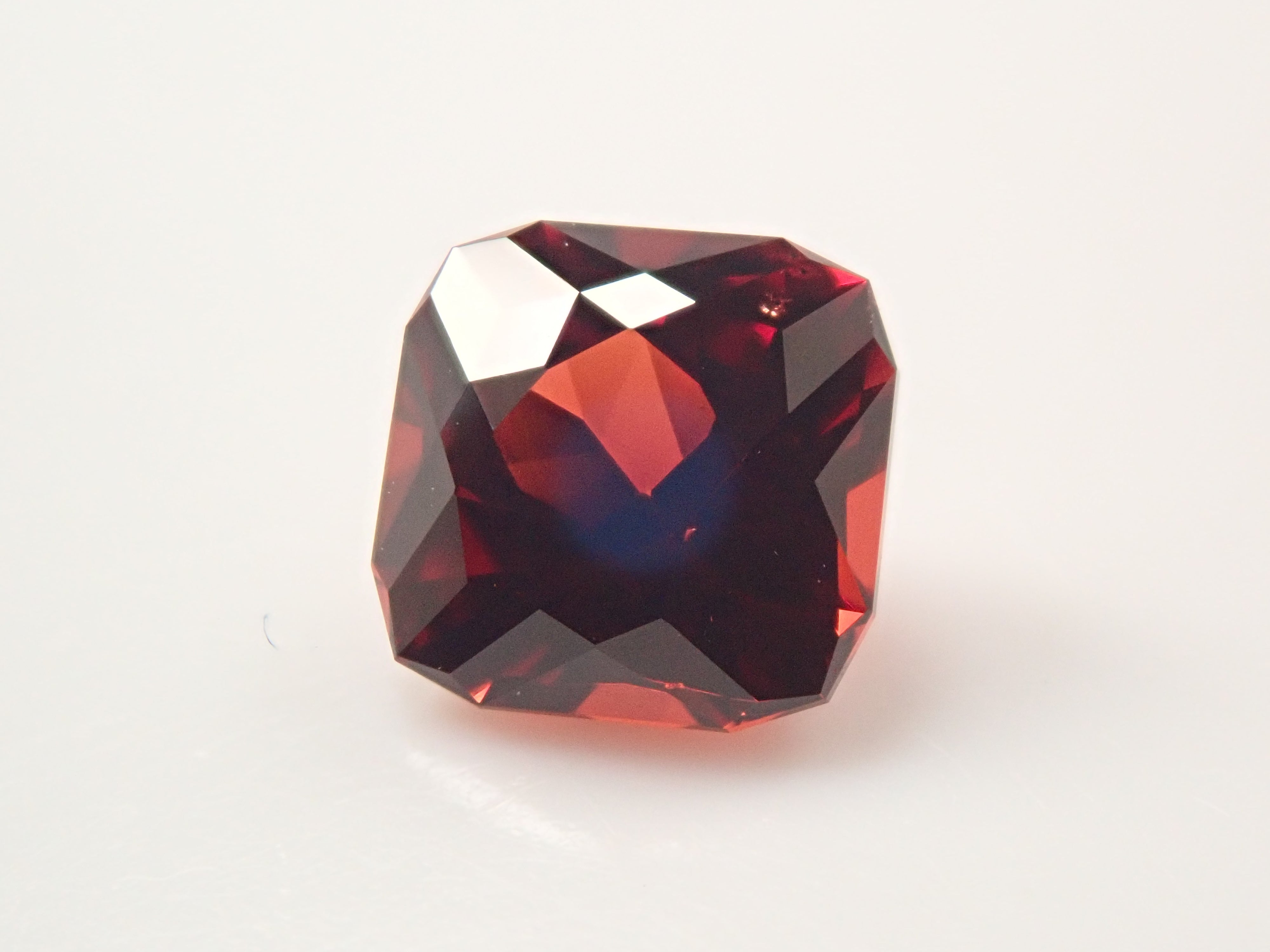 [12561385] Tanzanian Almandine Garnet 0.885ct Loose Stone