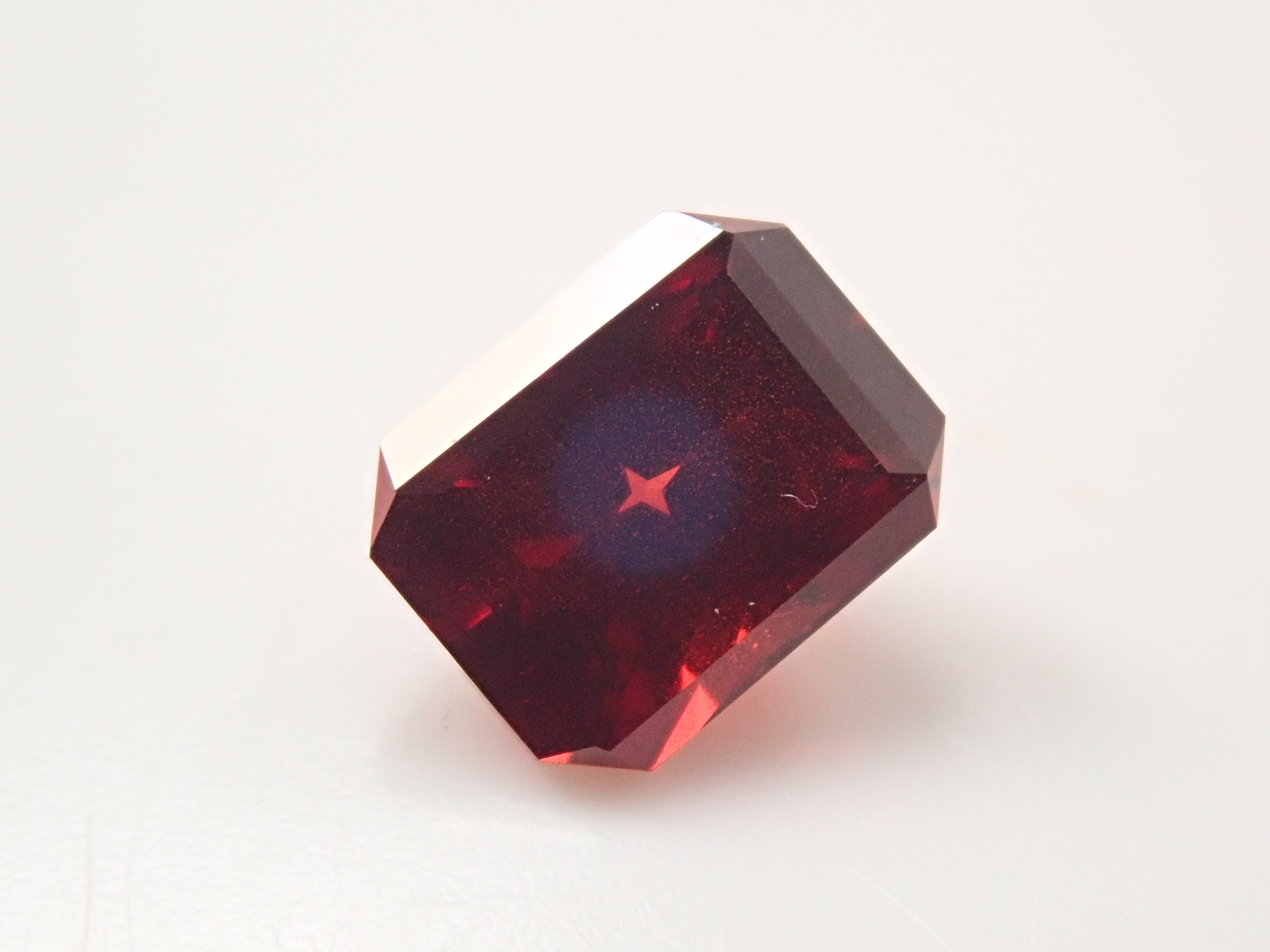 [12561388] Tanzanian Almandine Garnet 0.902ct Loose Stone