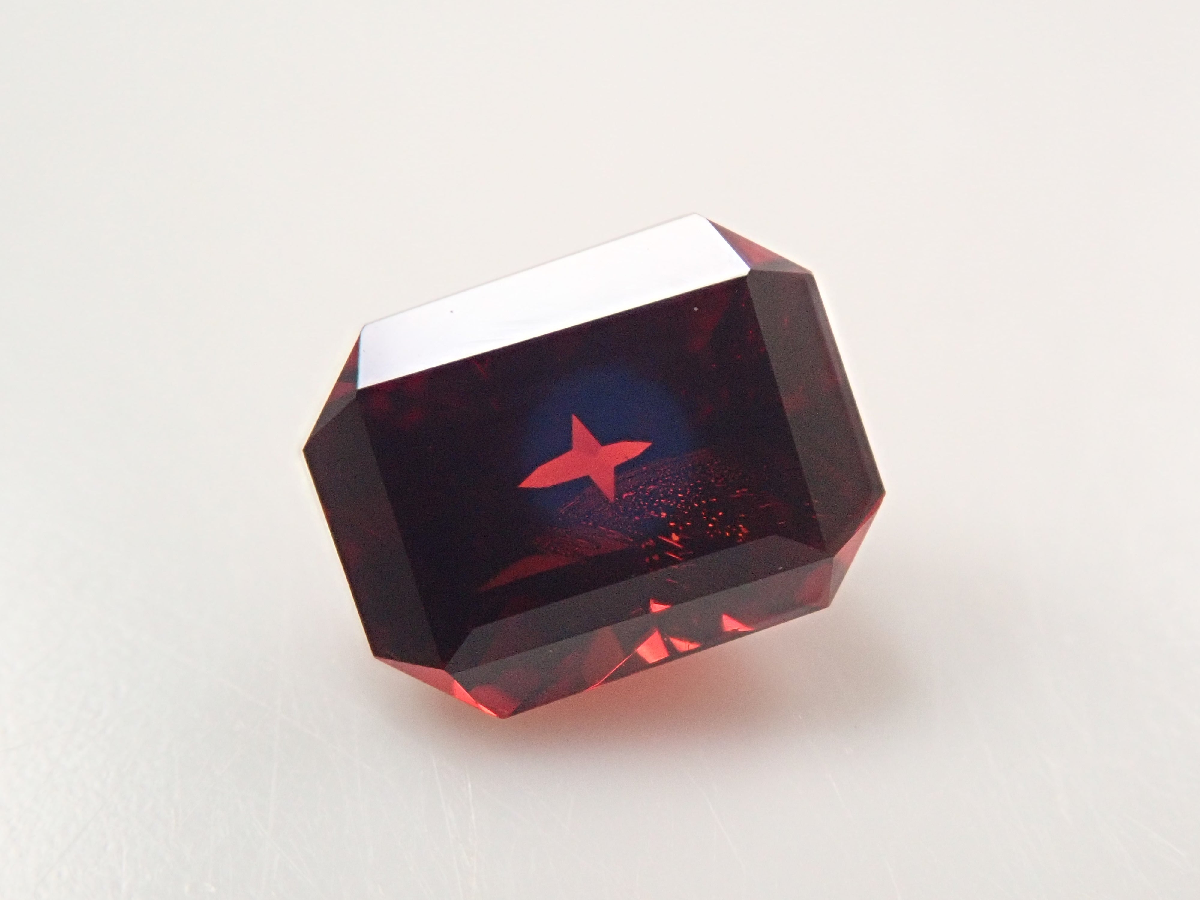 [12561389] Tanzanian Almandine Garnet 0.930ct Loose Stone